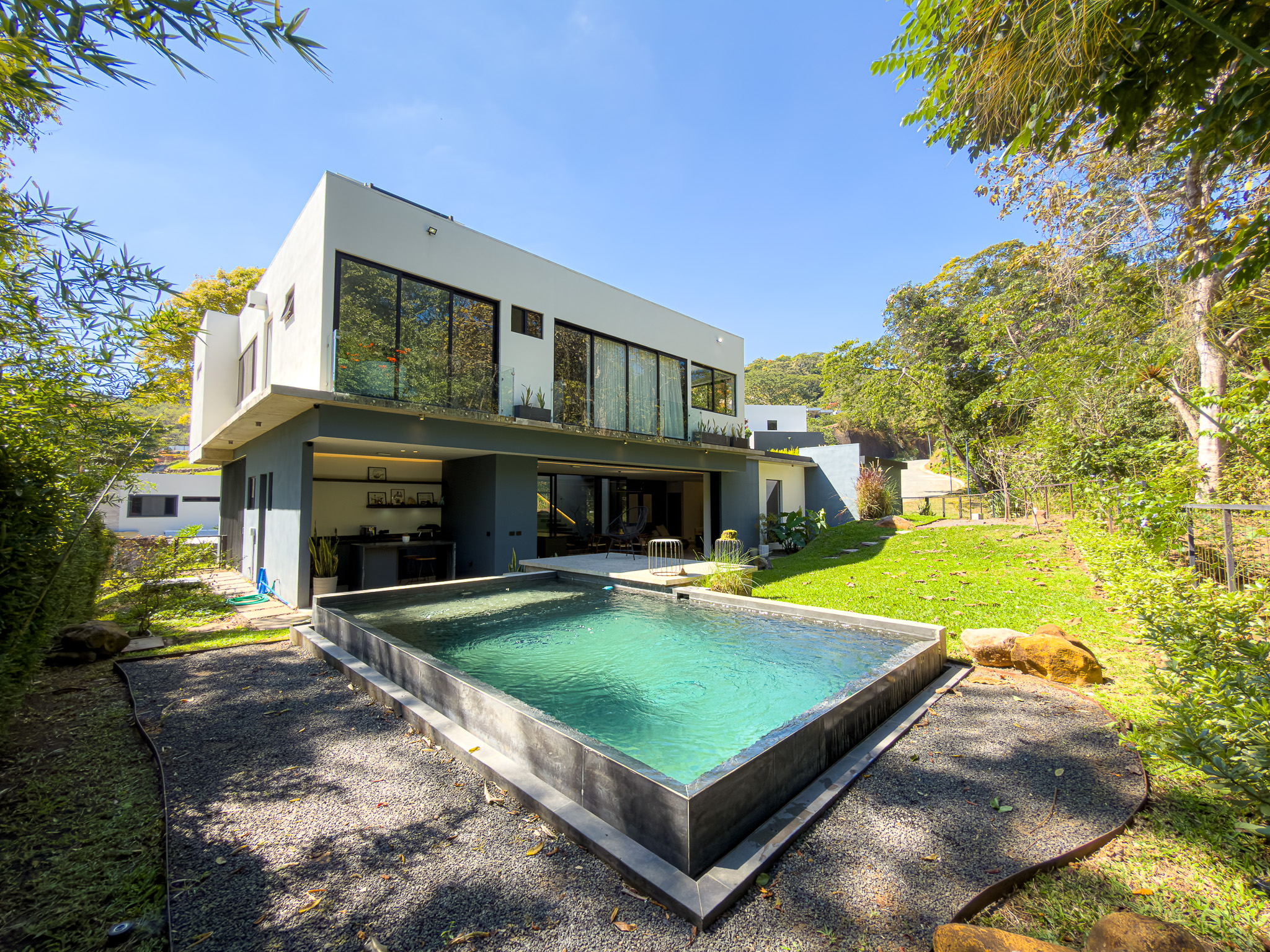 CASA EN LA LIBERTAD
