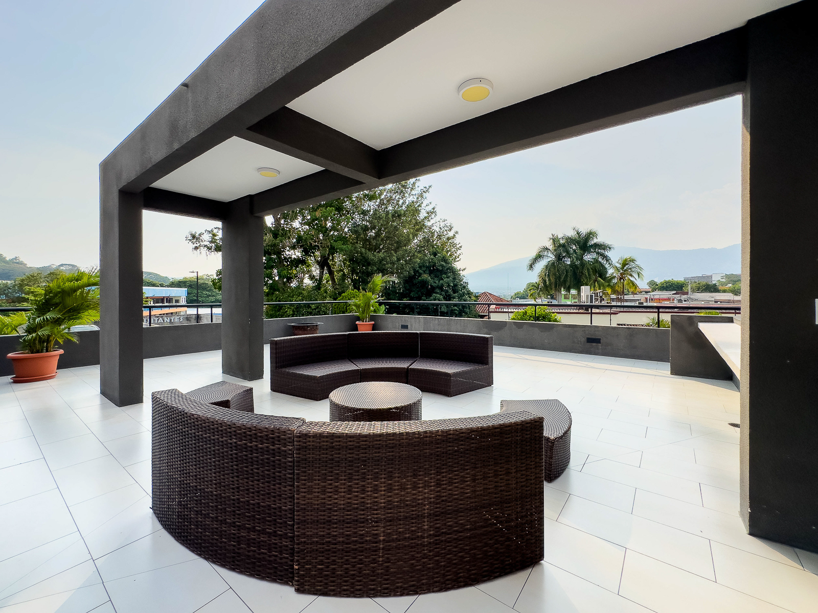 DA682-18 APARTAMENTO DE 1 HABITACIÓN FULL AMUEBLADO EN AVITAT JOY, LOMAS DE SAN FRANCISCO, ANTIGUO CUSCATLÁN