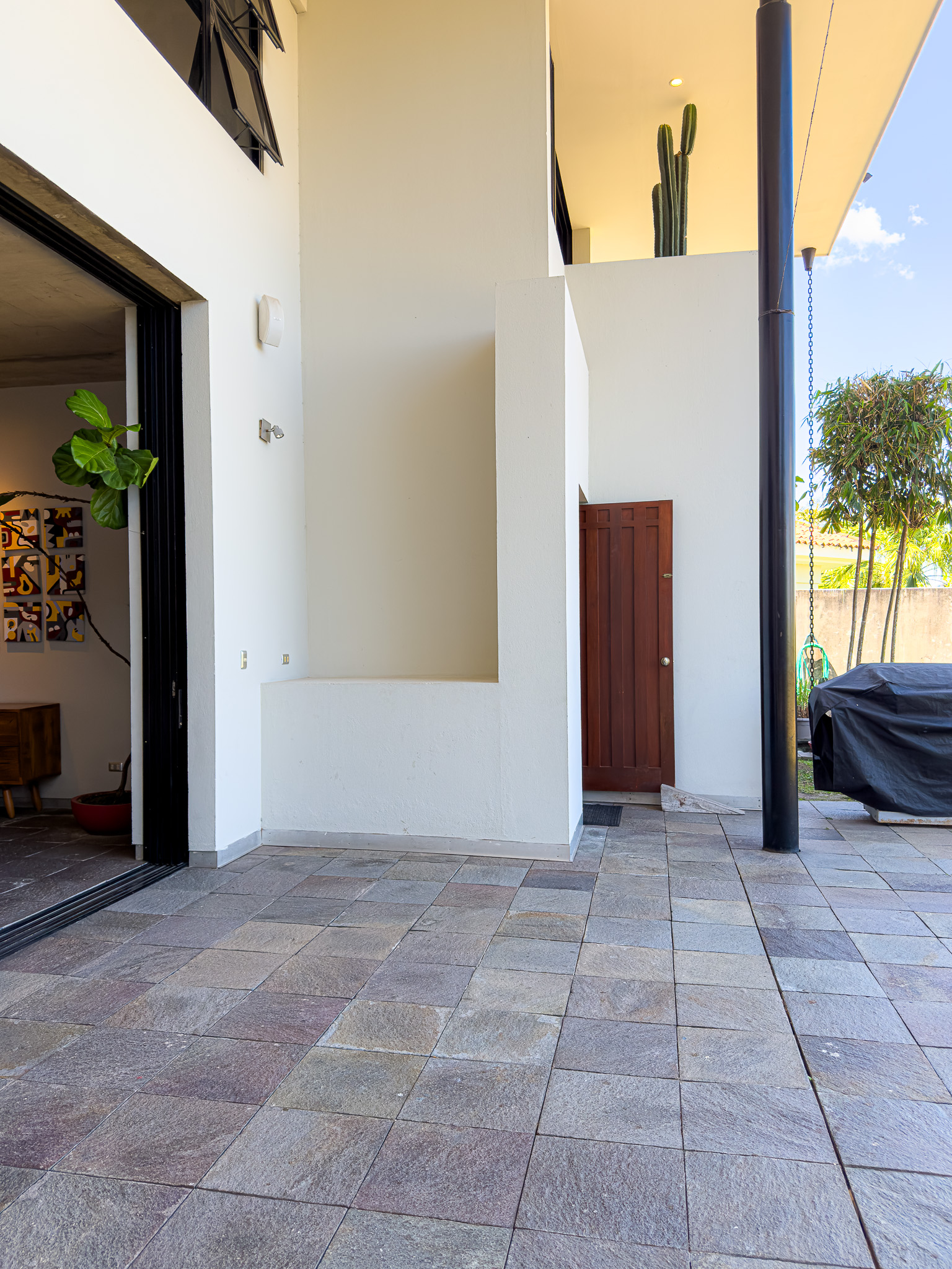 RESIDENCIA EN PORTONES DE MADRE SELVA, ANTIGUO CUSCATLÁN, LA LIBERTAD