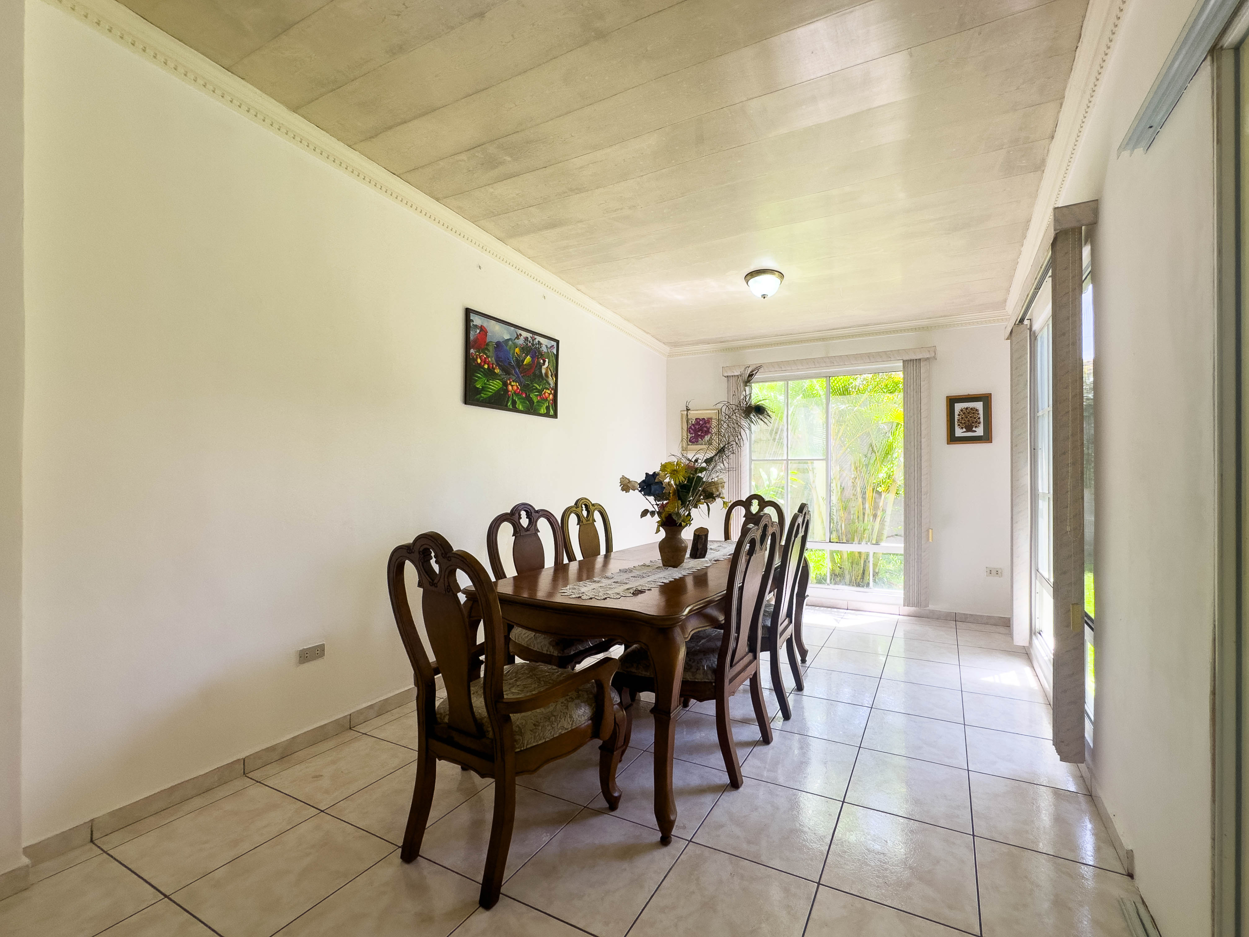 RESIDENCIA EN CIUDAD VERSALLES, VILLA PARIS, LA LIBERTAD
