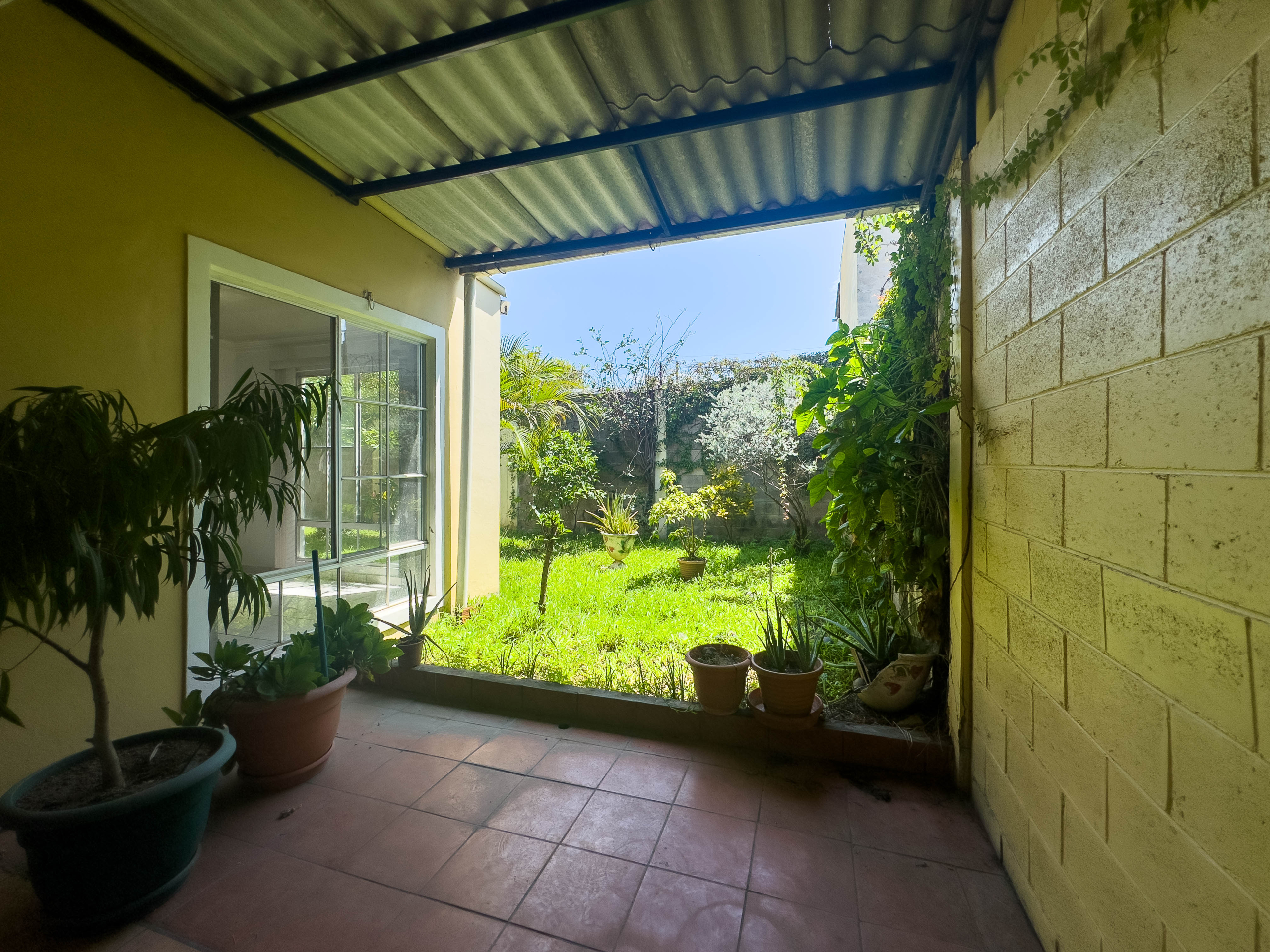 RESIDENCIA EN CIUDAD VERSALLES, VILLA PARIS, LA LIBERTAD