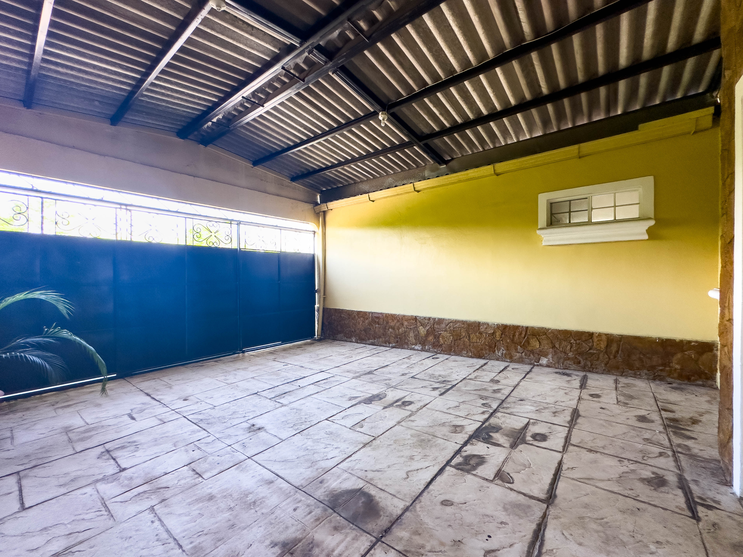 RESIDENCIA EN CIUDAD VERSALLES, VILLA PARIS, LA LIBERTAD