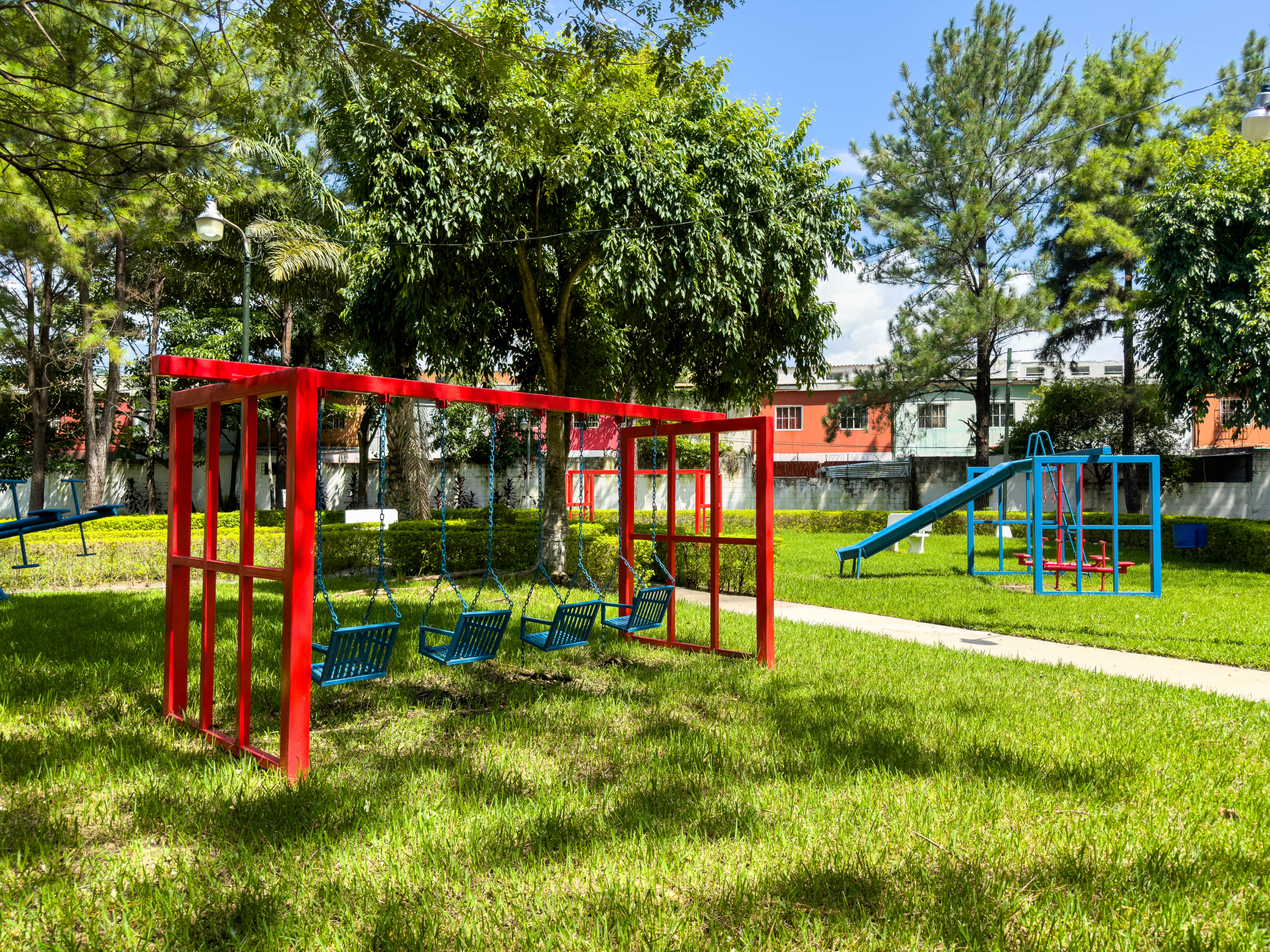 RESIDENCIA EN CIUDAD VERSALLES, VILLA PARIS, LA LIBERTAD