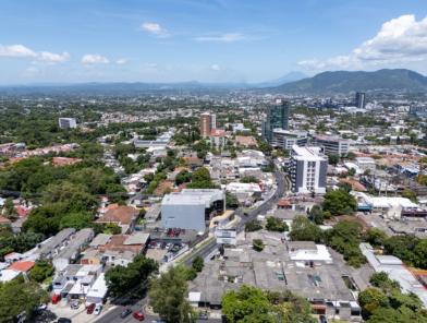 PROPIEDAD DE 1,300 V2 ¨IDEAL PARA TU NEGOCIO COMERCIAL O BODEGA¨ EN CALLE EL MIRADOR
