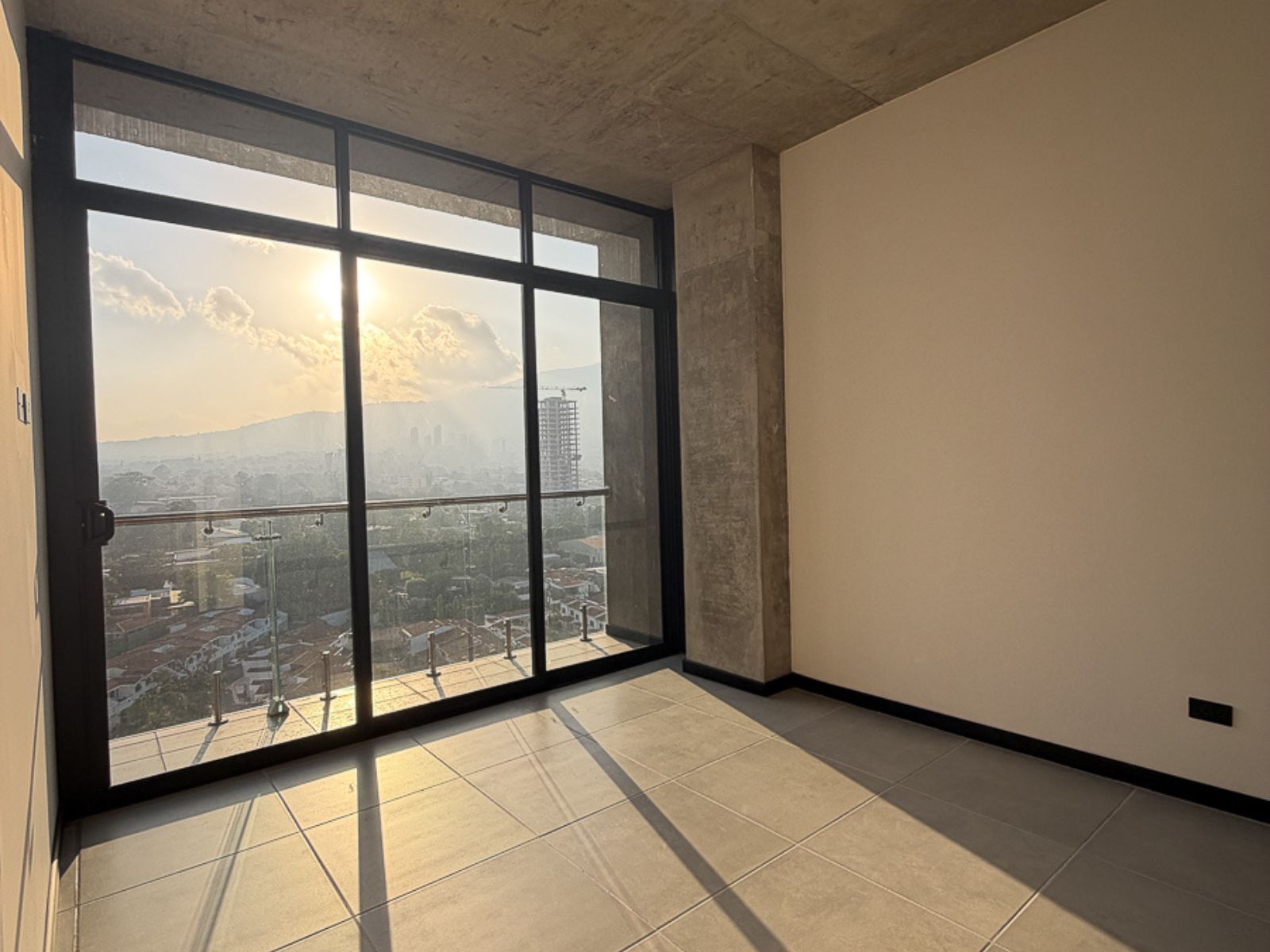 DAA839-16 APARTAMENTO CON LÍNEA BLANCA EN ALQUILER EN TORRE ART HAUS, SAN BENITO, SAN SALVADOR