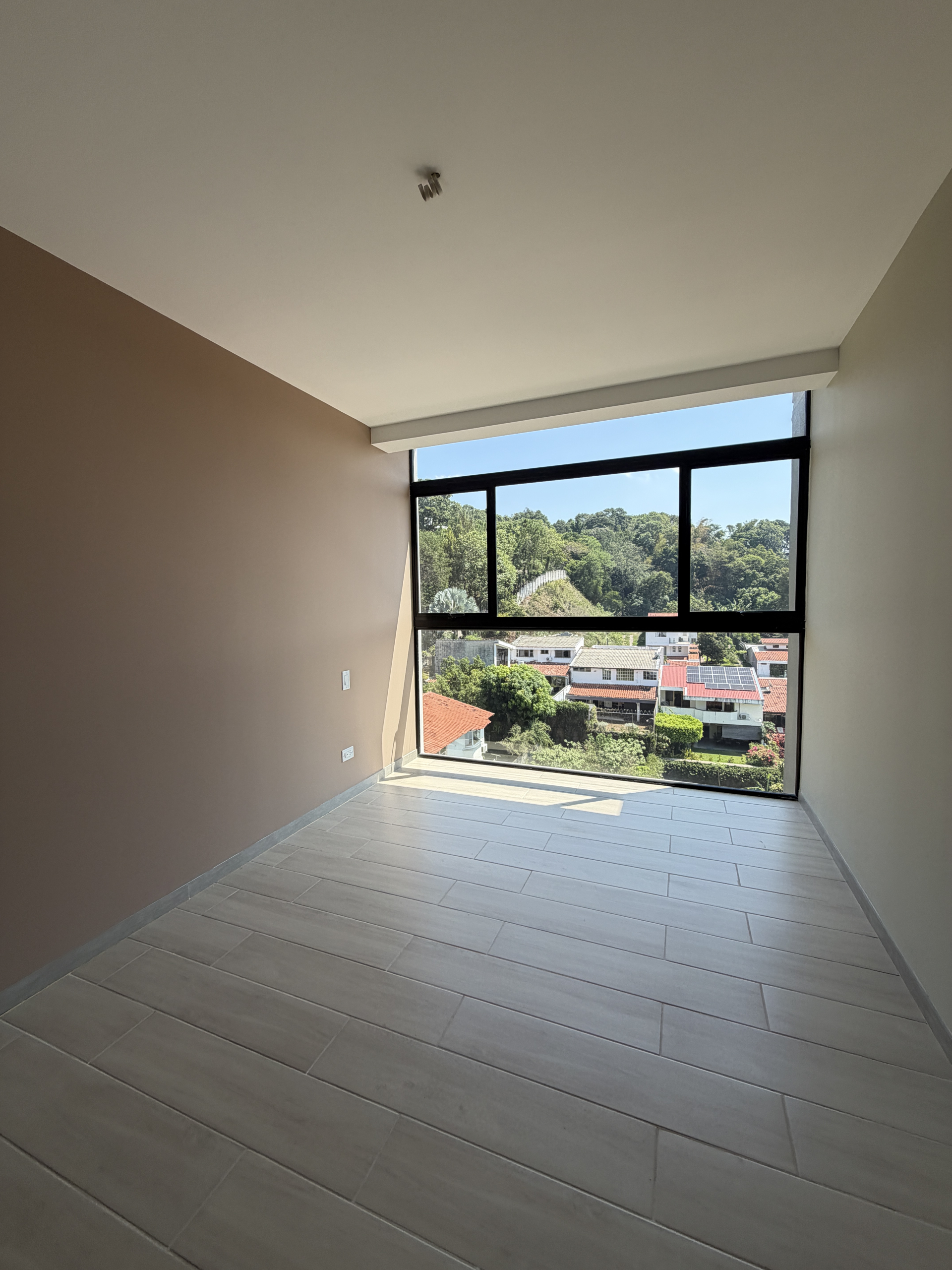 APARTAMENTOS NUEVOS EN CUMBRES DEL ESCALÓN, SAN SALVADOR