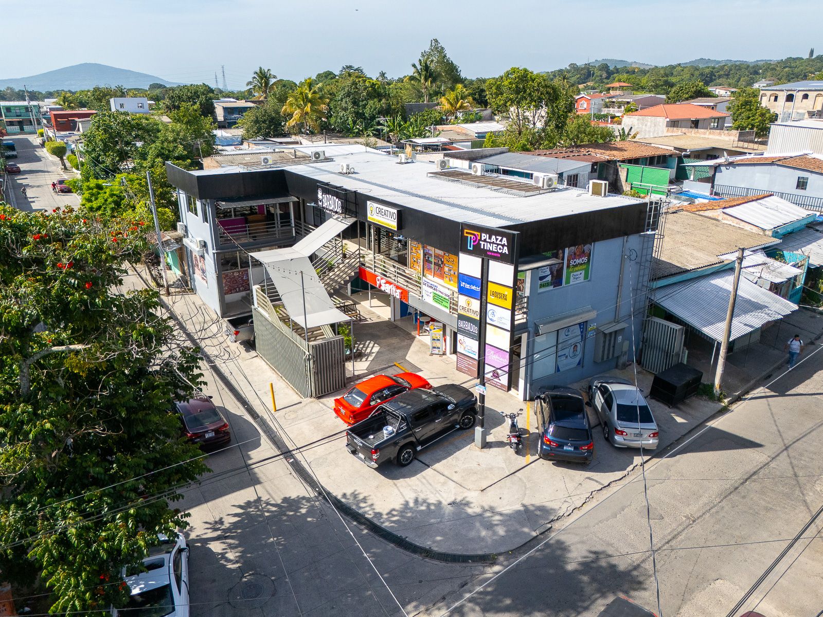 DAL463 -11 LOCALES DISPONIBLES DE 35 M² EN PLAZA TINECA, SAN MARTÍN, SAN SALVADOR