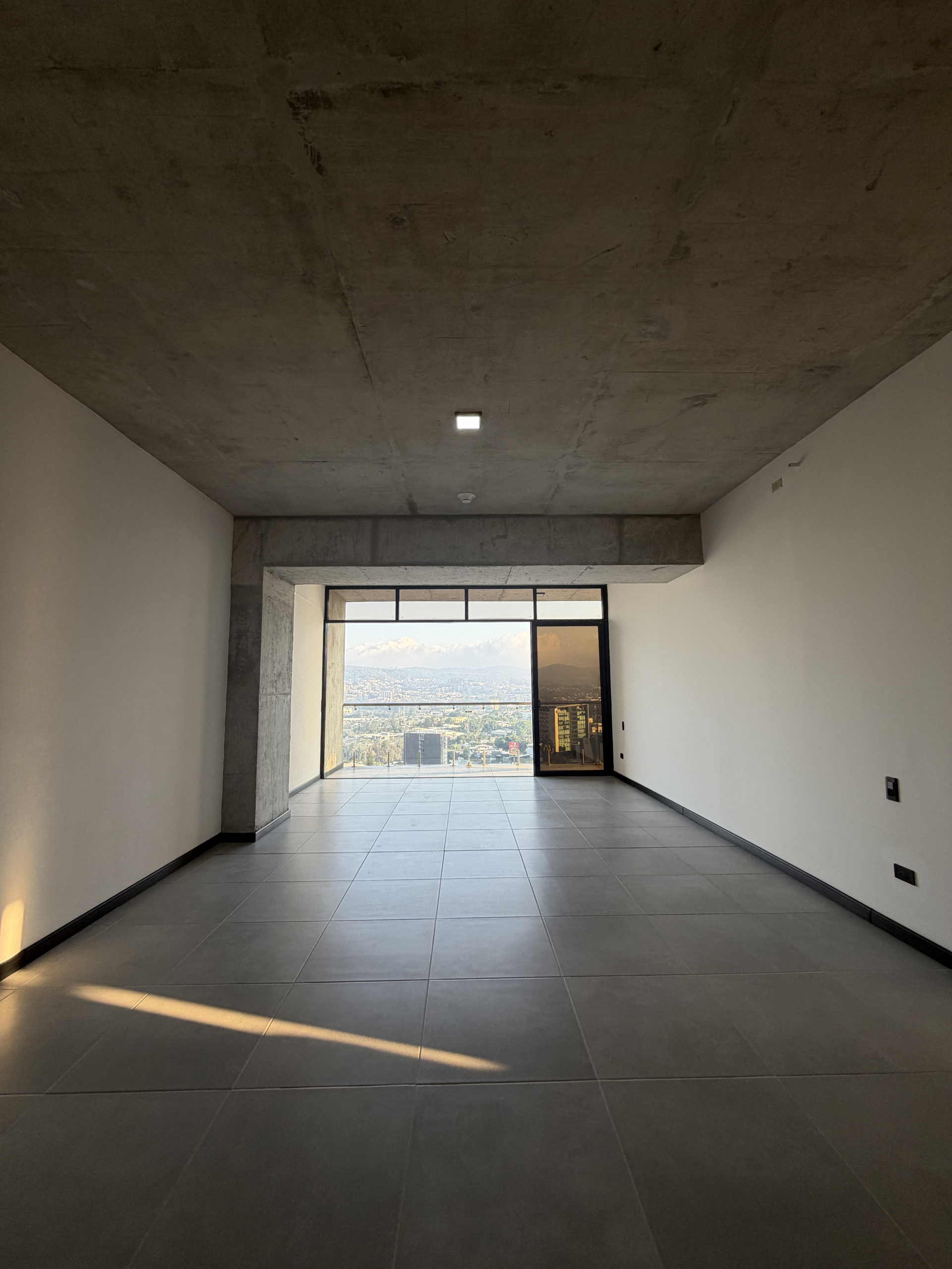 APARTAMENTO CON LÍNEA BLANCA EN ALQUILER EN TORRE ART HAUS, SAN BENITO, SAN SALVADOR