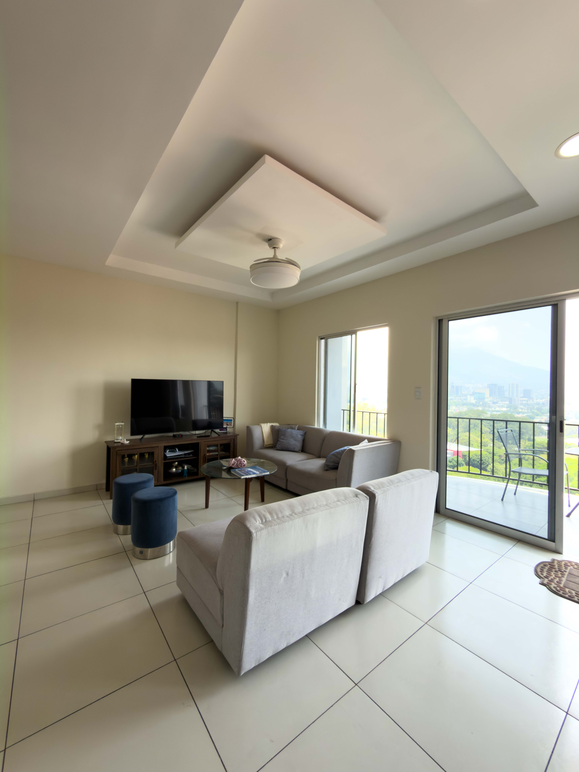 APARTAMENTO EN TORRE MALLORCA, LOMAS DE SAN FRANCISCO, SAN SALVADOR