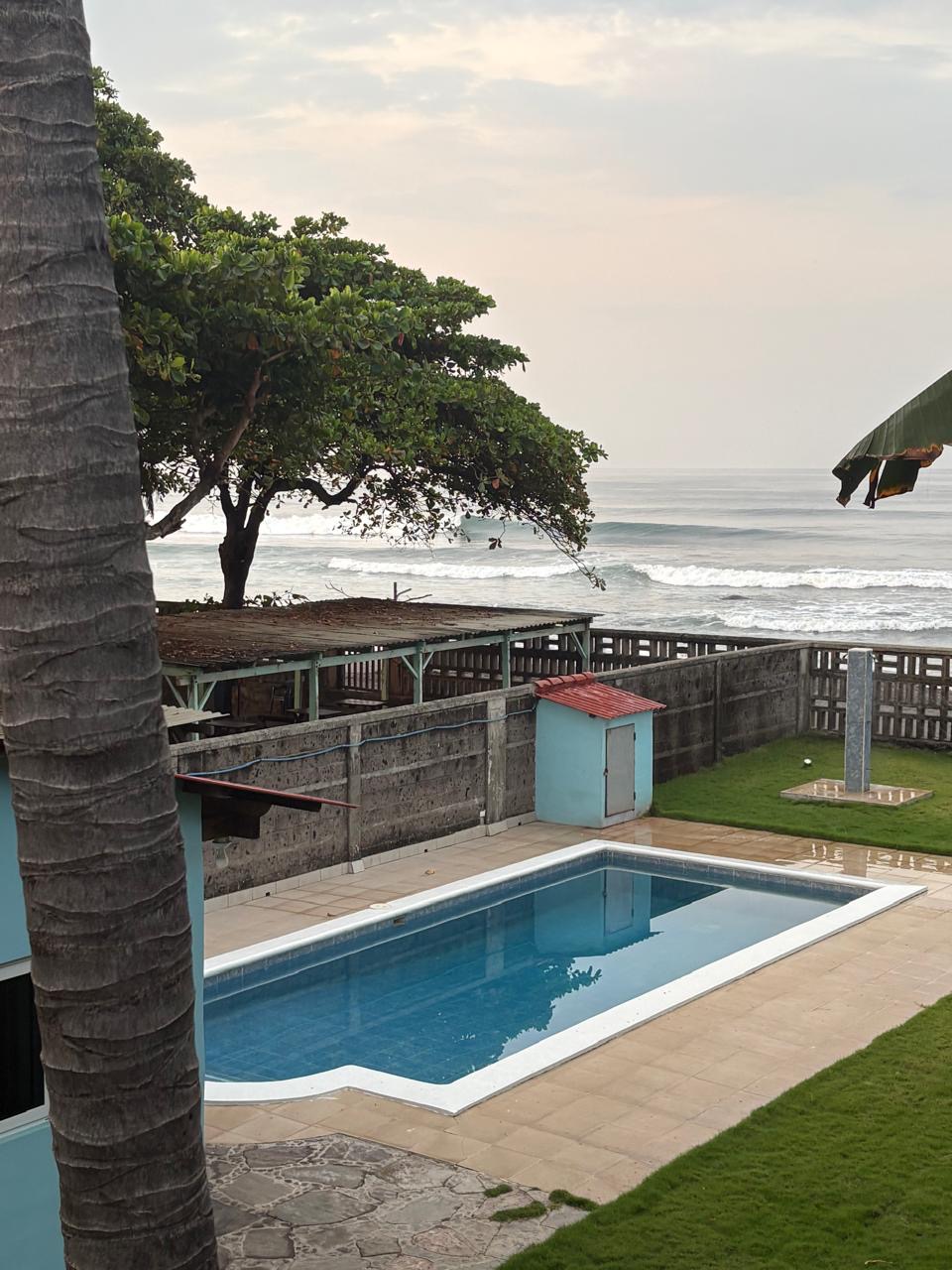 CASA FRENTE AL MAR EN SAN BLAS, LA LIBERTAD