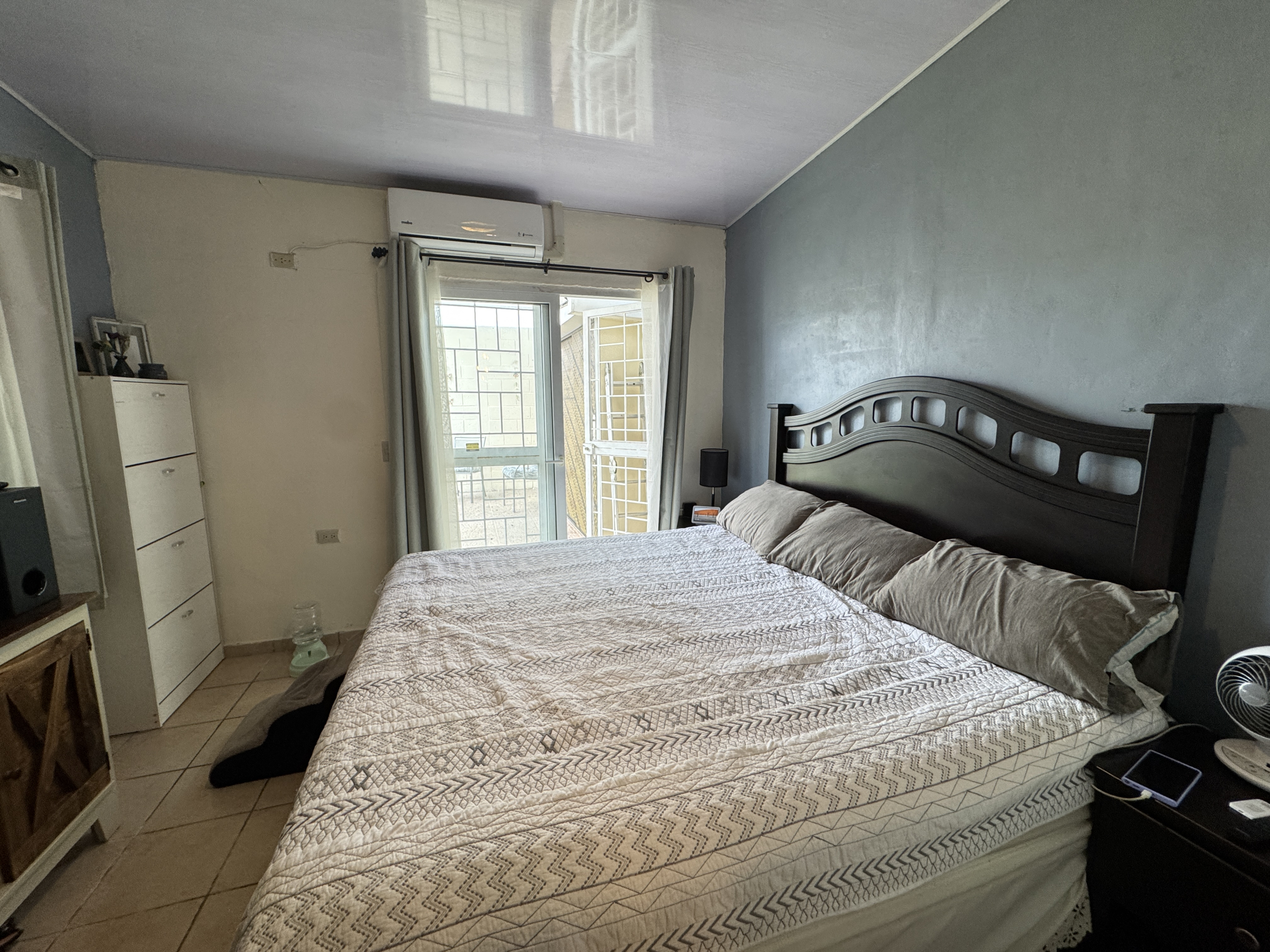 CASA REMODELADA EN CIUDAD MARSELLA Q2 -MODELO DELUXE CON TERRENO EXTENDIDO Y TERRAZA, LA LIBERTAD