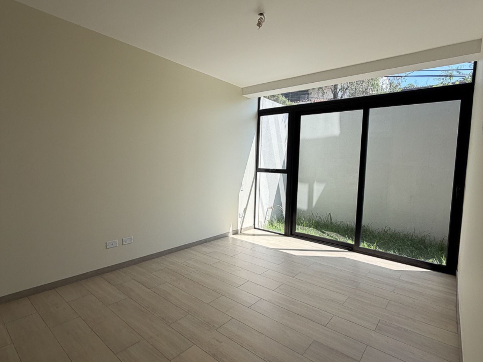 DA846-4 APARTAMENTOS NUEVOS EN CUMBRES DEL ESCALÓN, SAN SALVADOR