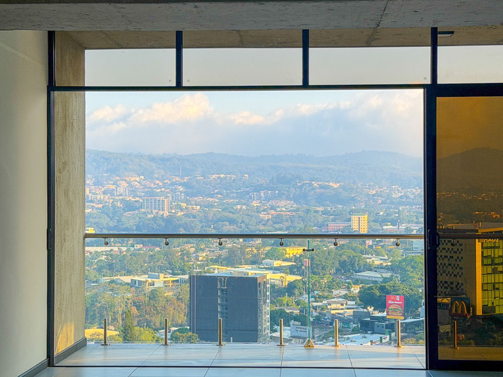 DAA839-6 APARTAMENTO CON LÍNEA BLANCA EN ALQUILER EN TORRE ART HAUS, SAN BENITO, SAN SALVADOR