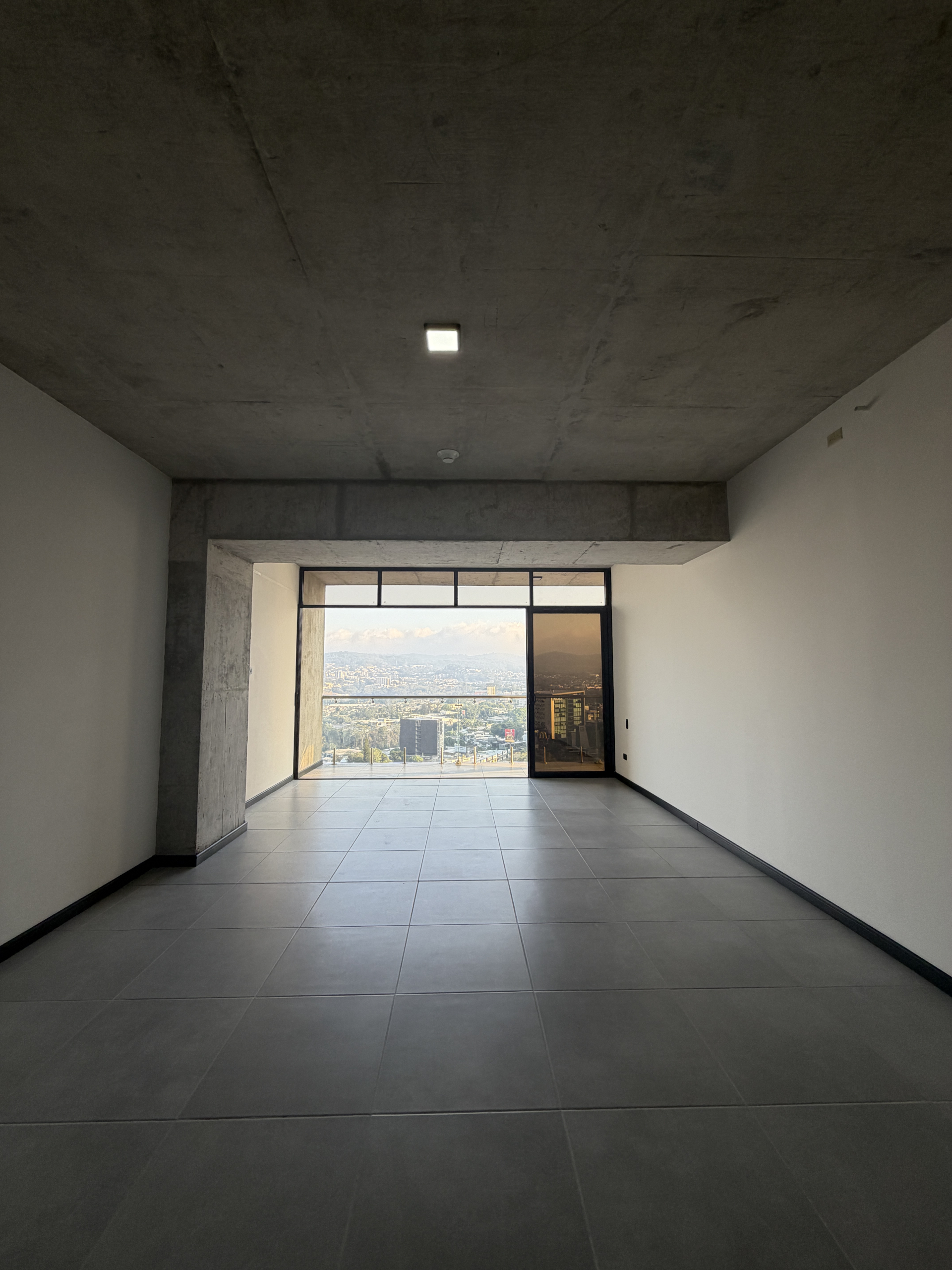 APARTAMENTO CON LÍNEA BLANCA EN ALQUILER EN TORRE ART HAUS, SAN BENITO, SAN SALVADOR