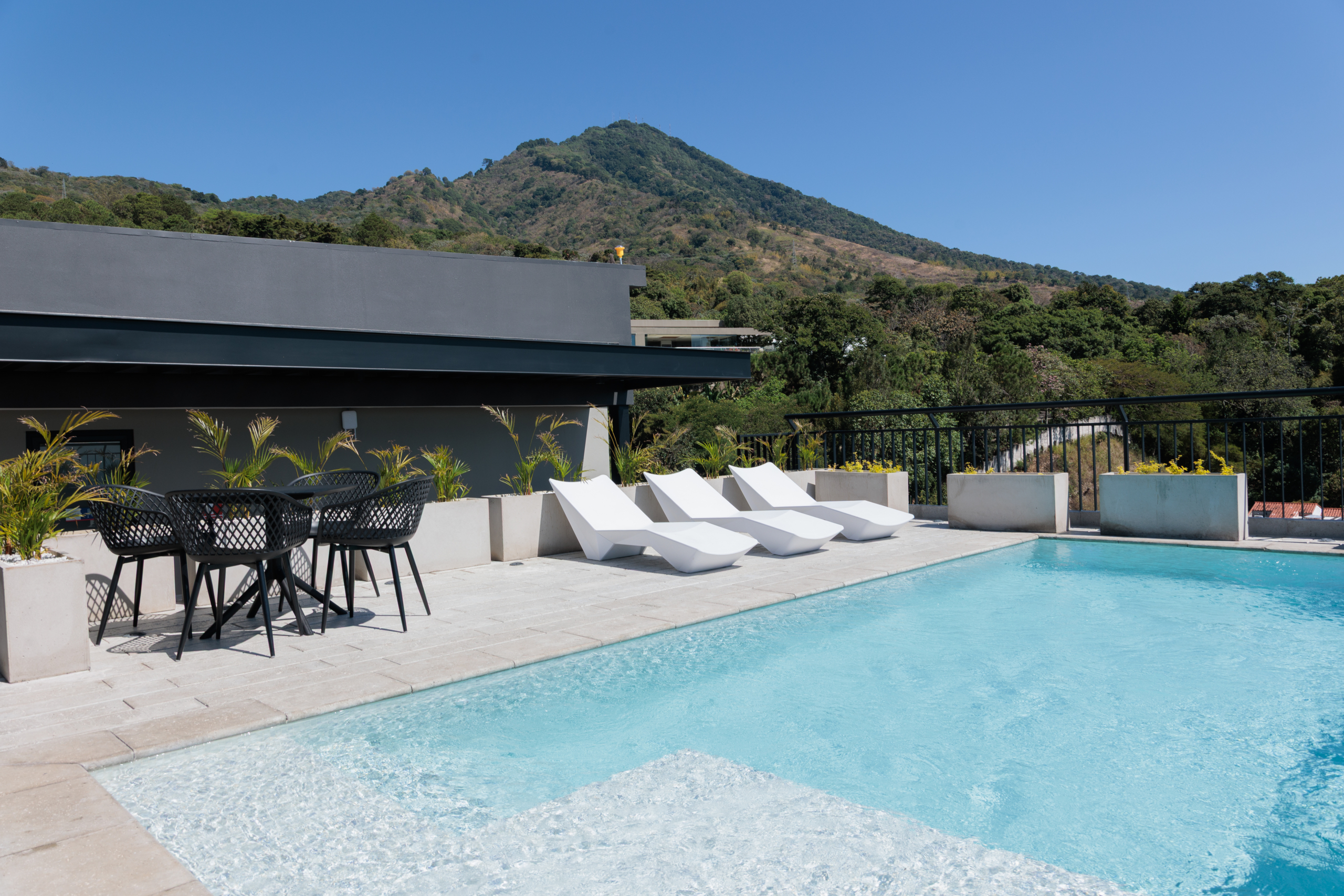 APARTAMENTOS NUEVOS EN CUMBRES DEL ESCALÓN, SAN SALVADOR