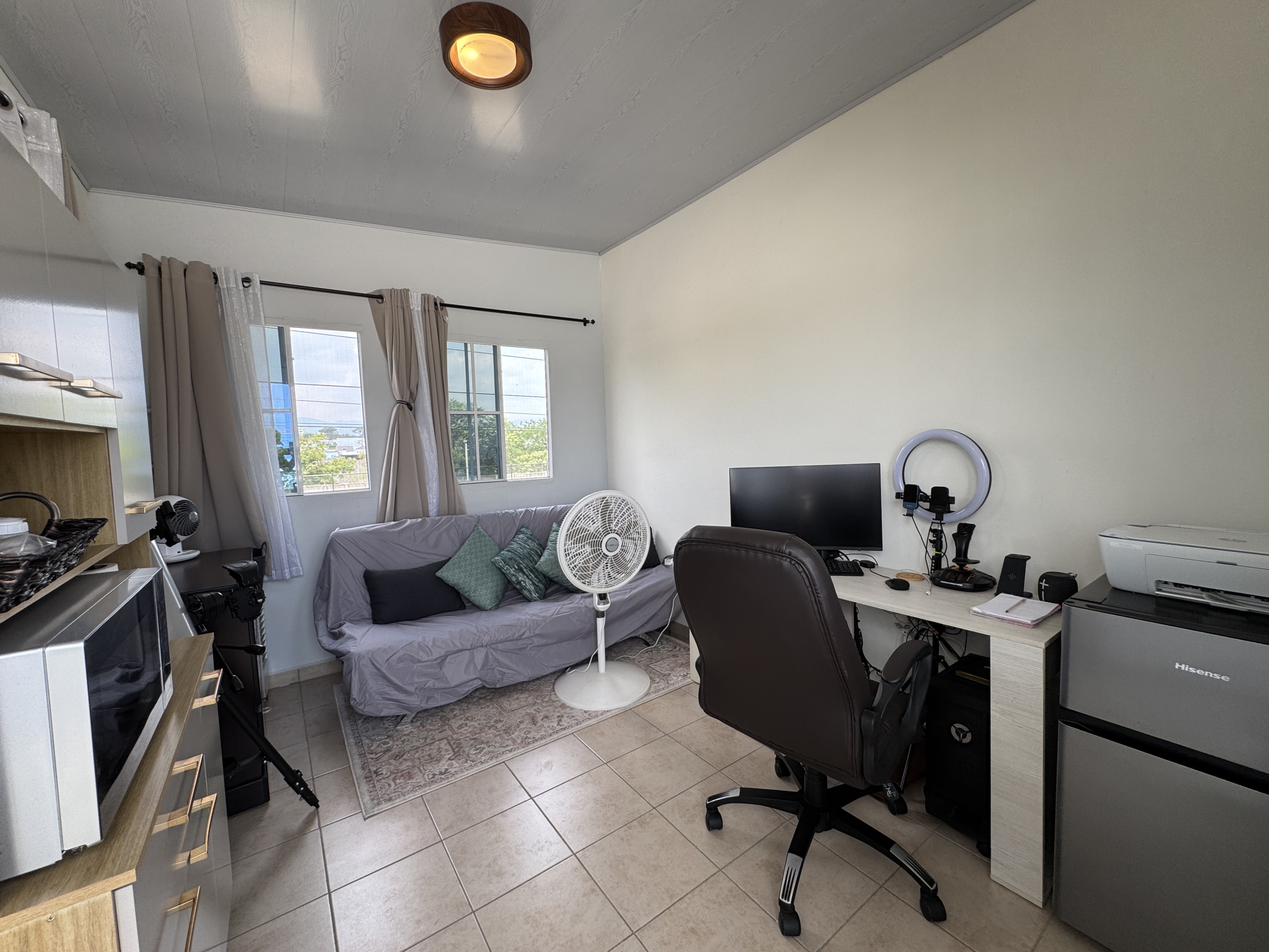 CASA REMODELADA EN CIUDAD MARSELLA Q2 -MODELO DELUXE CON TERRENO EXTENDIDO Y TERRAZA, LA LIBERTAD