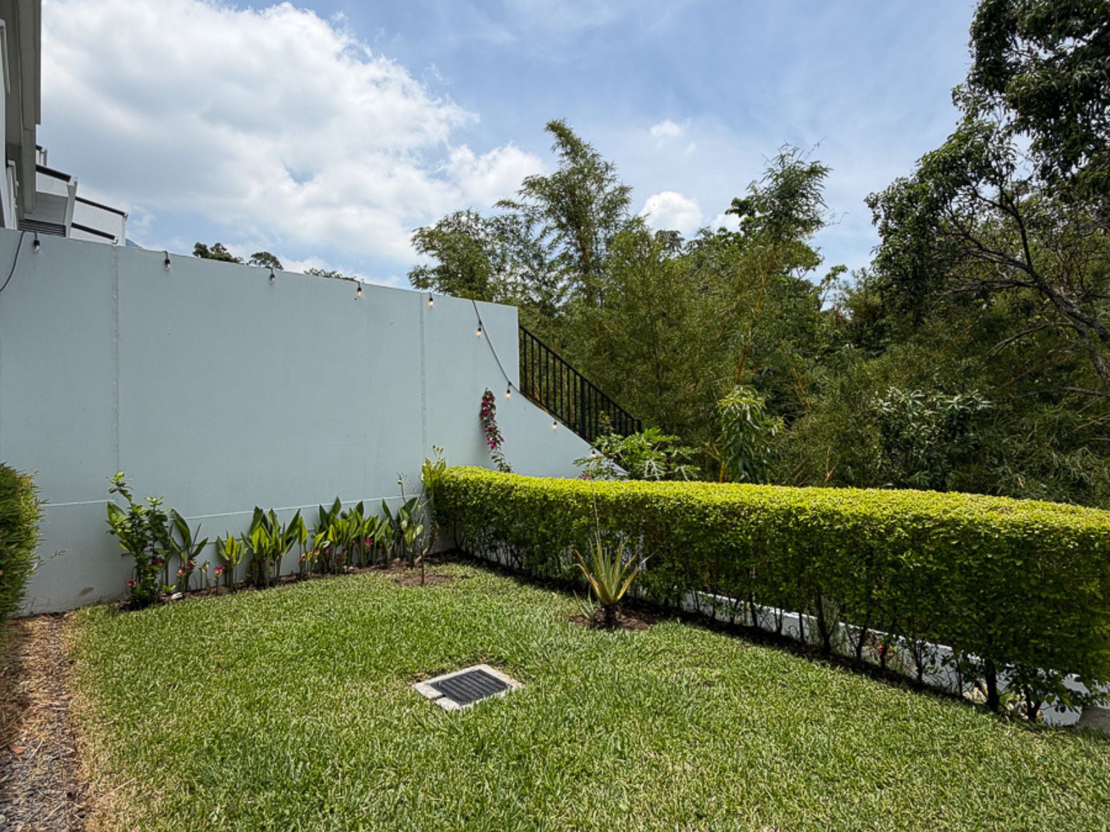 DAR837-24 RESIDENCIA AMUEBLADA EN ANTIBES I, COLONIA ESCALÓN, SAN SALVADOR