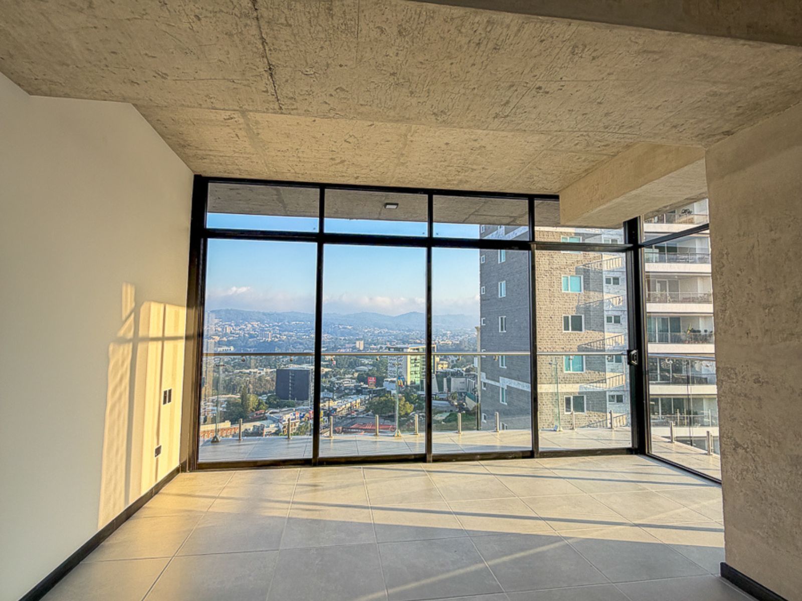 DAA839-3 APARTAMENTO CON LÍNEA BLANCA EN ALQUILER EN TORRE ART HAUS, SAN BENITO, SAN SALVADOR