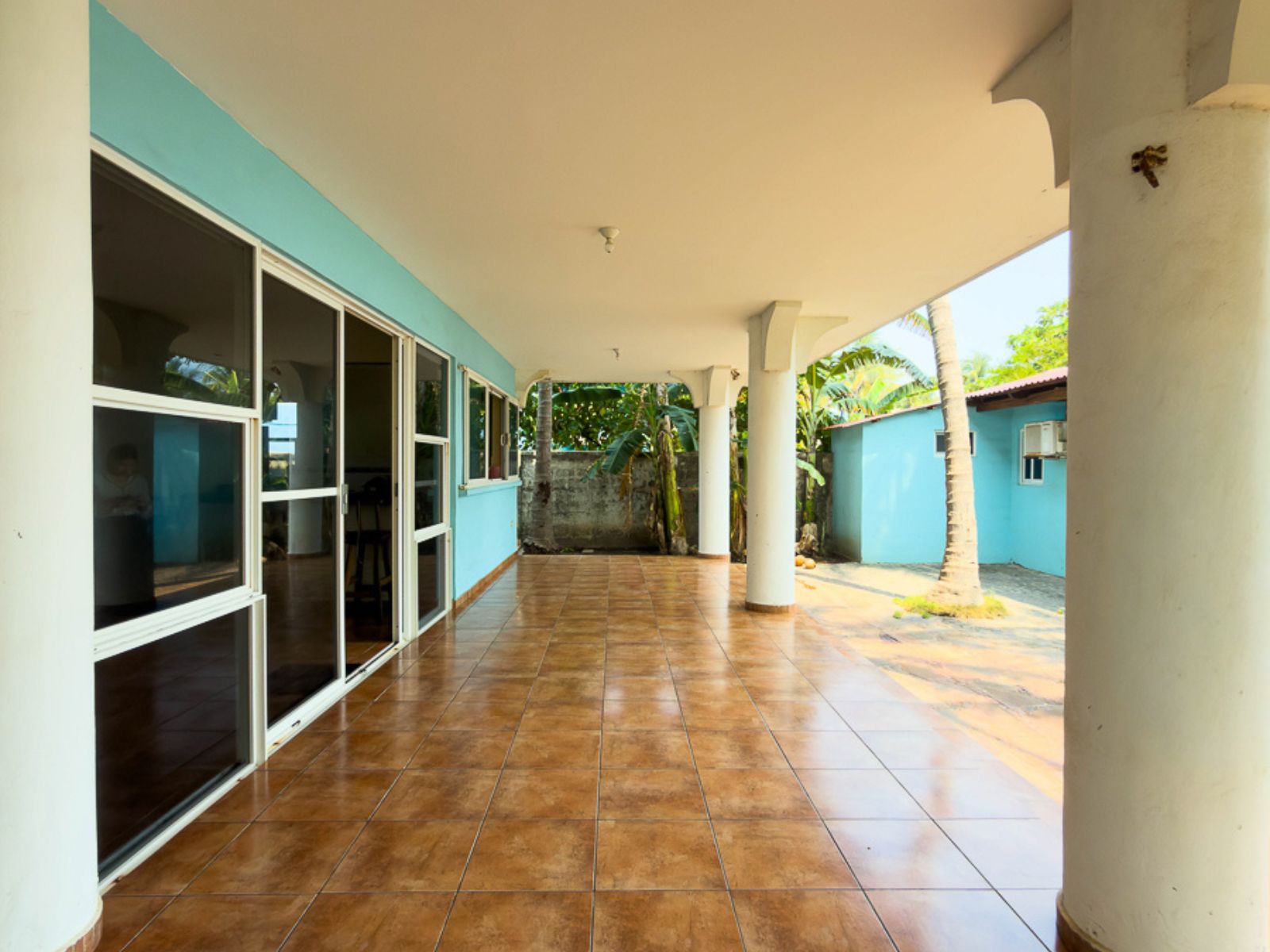 DR847- 29 CASA FRENTE AL MAR EN SAN BLAS, LA LIBERTAD