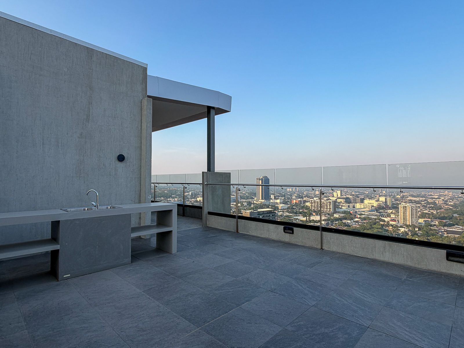 DAA839-21 APARTAMENTO CON LÍNEA BLANCA EN ALQUILER EN TORRE ART HAUS, SAN BENITO, SAN SALVADOR