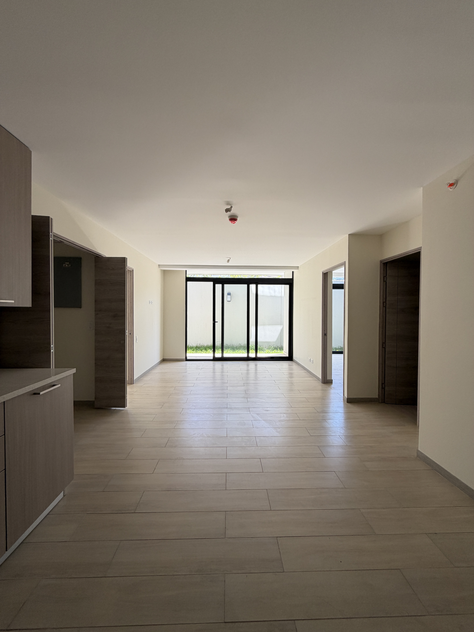 APARTAMENTOS NUEVOS EN CUMBRES DEL ESCALÓN, SAN SALVADOR