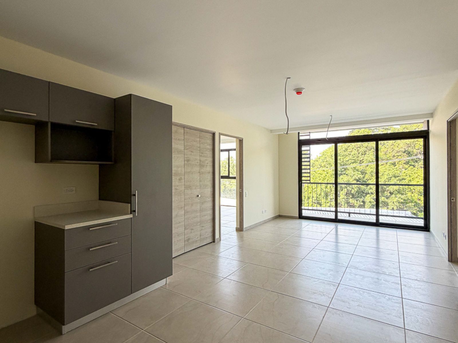 DA845-4 APARTAMENTOS NUEVOS EN COLONIA ESCALÓN, SAN SALVADOR