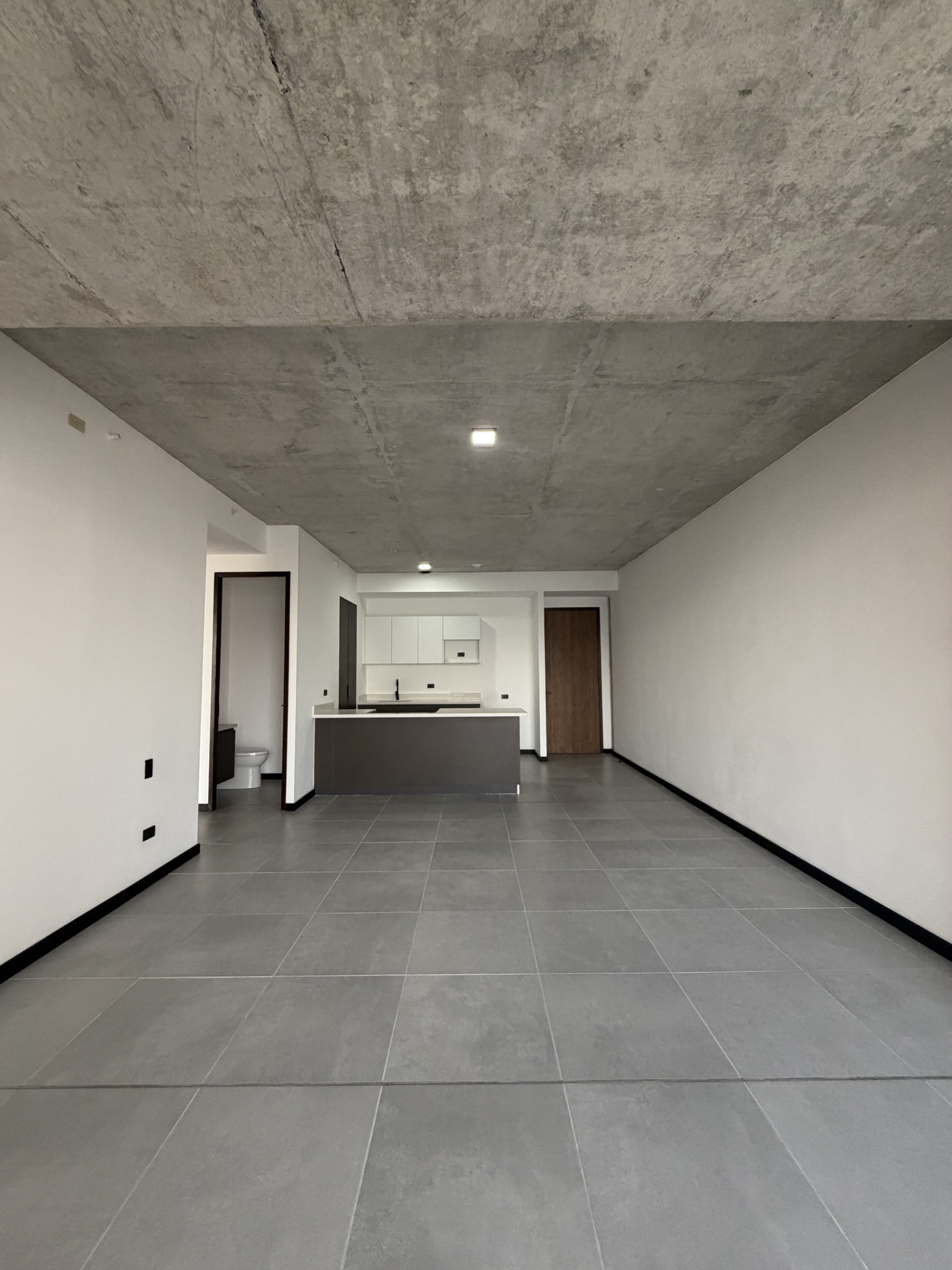 APARTAMENTO CON LÍNEA BLANCA EN ALQUILER EN TORRE ART HAUS, SAN BENITO, SAN SALVADOR