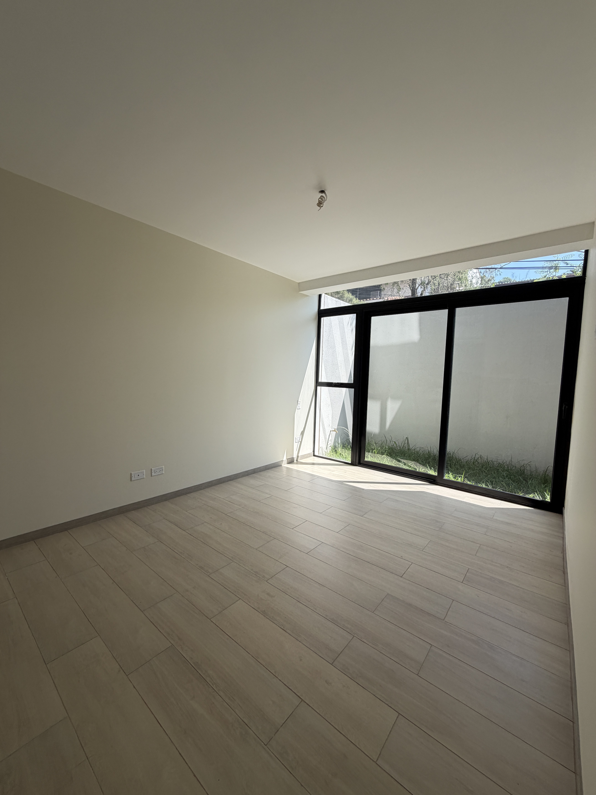 APARTAMENTOS NUEVOS EN CUMBRES DEL ESCALÓN, SAN SALVADOR