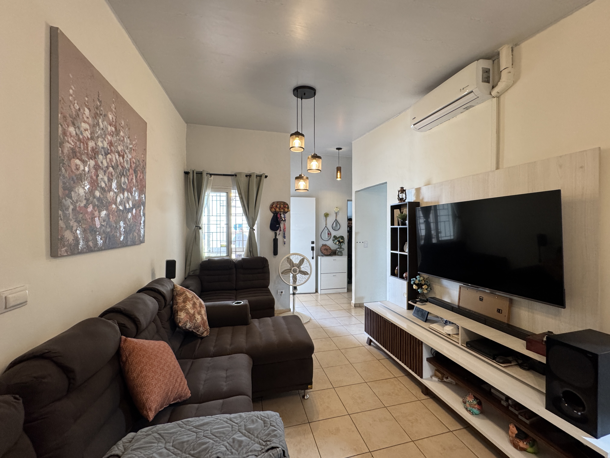 CASA REMODELADA EN CIUDAD MARSELLA Q2 -MODELO DELUXE CON TERRENO EXTENDIDO Y TERRAZA, LA LIBERTAD