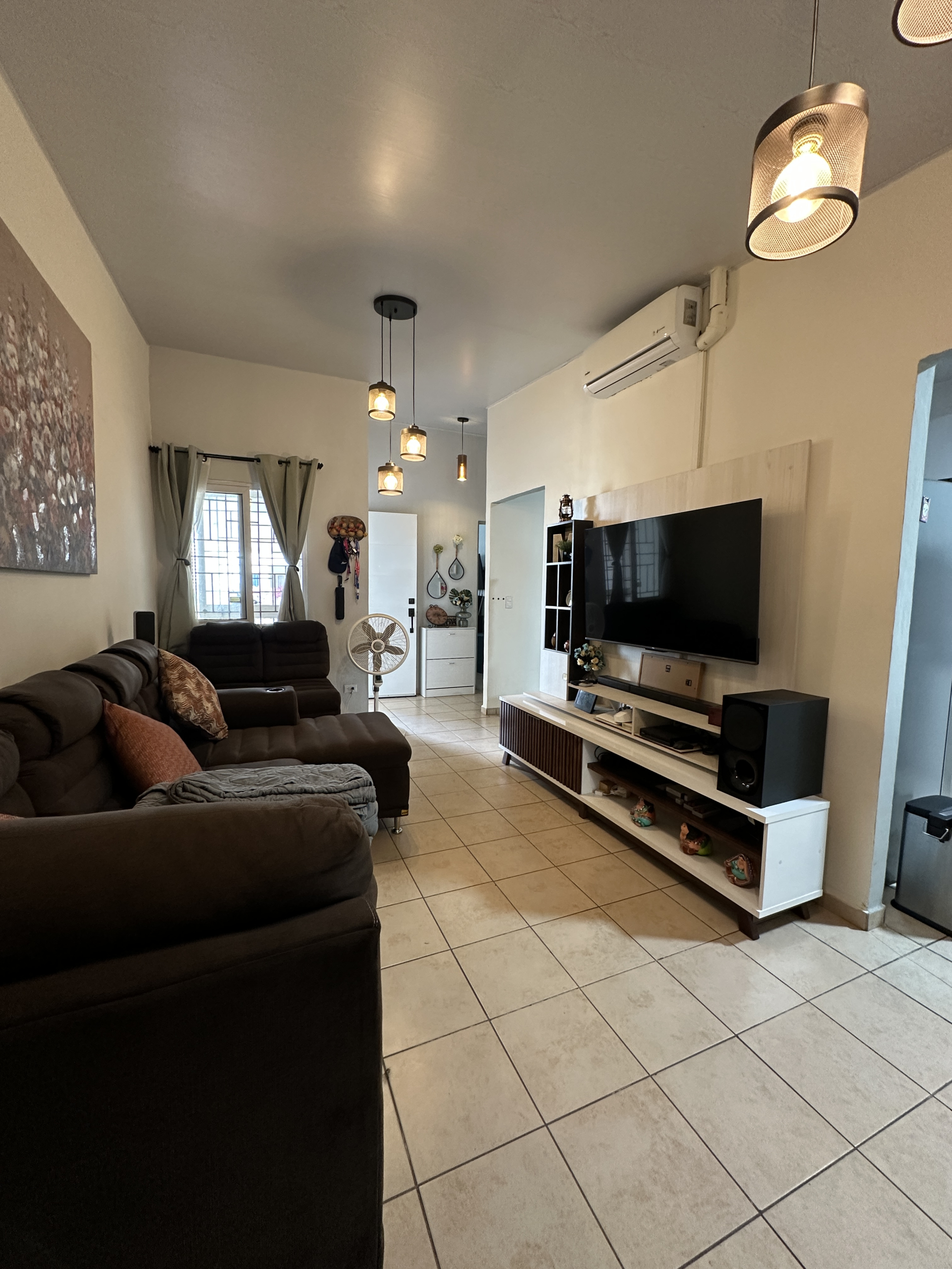 CASA REMODELADA EN CIUDAD MARSELLA Q2 -MODELO DELUXE CON TERRENO EXTENDIDO Y TERRAZA, LA LIBERTAD