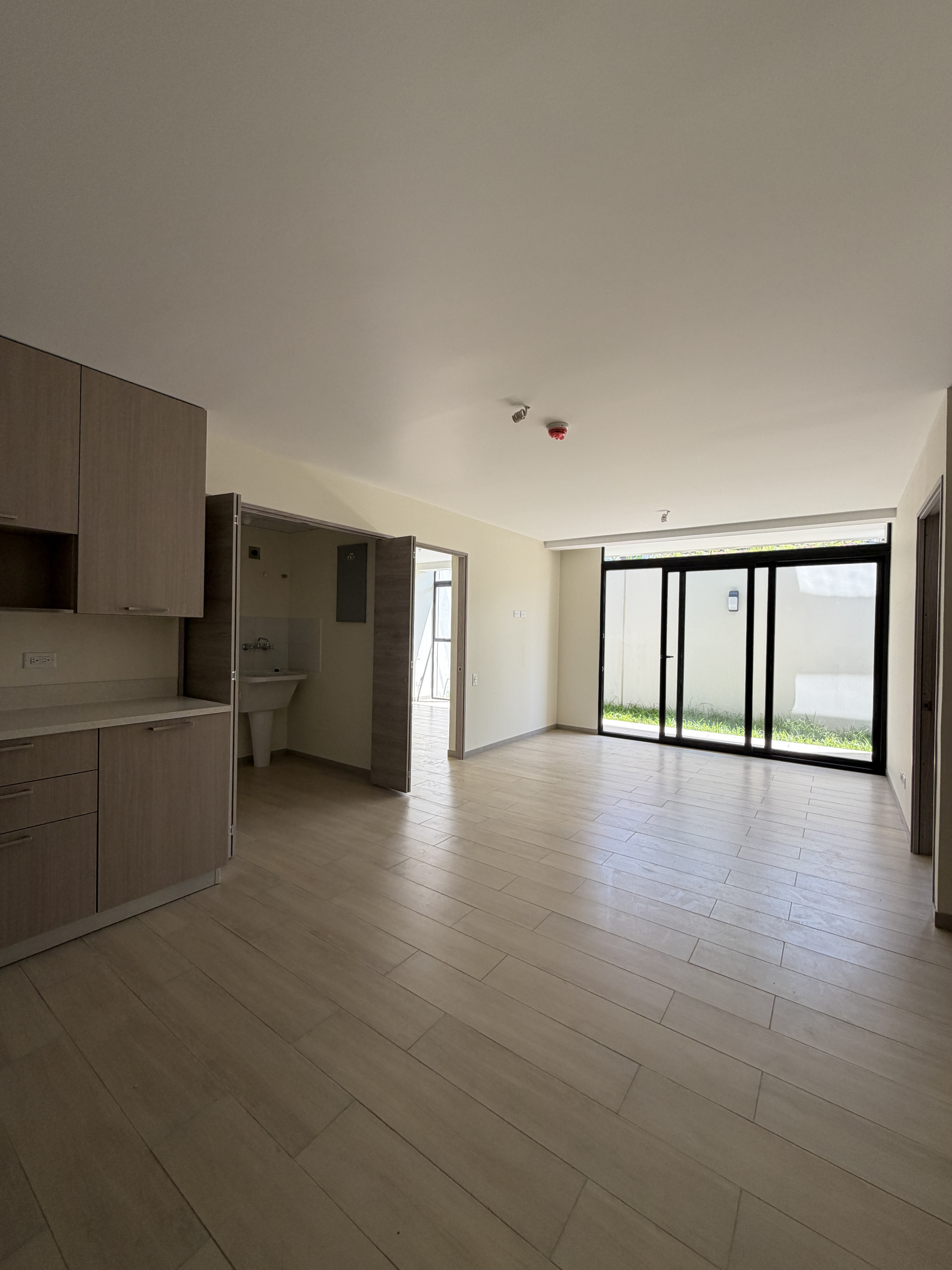 APARTAMENTOS NUEVOS EN CUMBRES DEL ESCALÓN, SAN SALVADOR