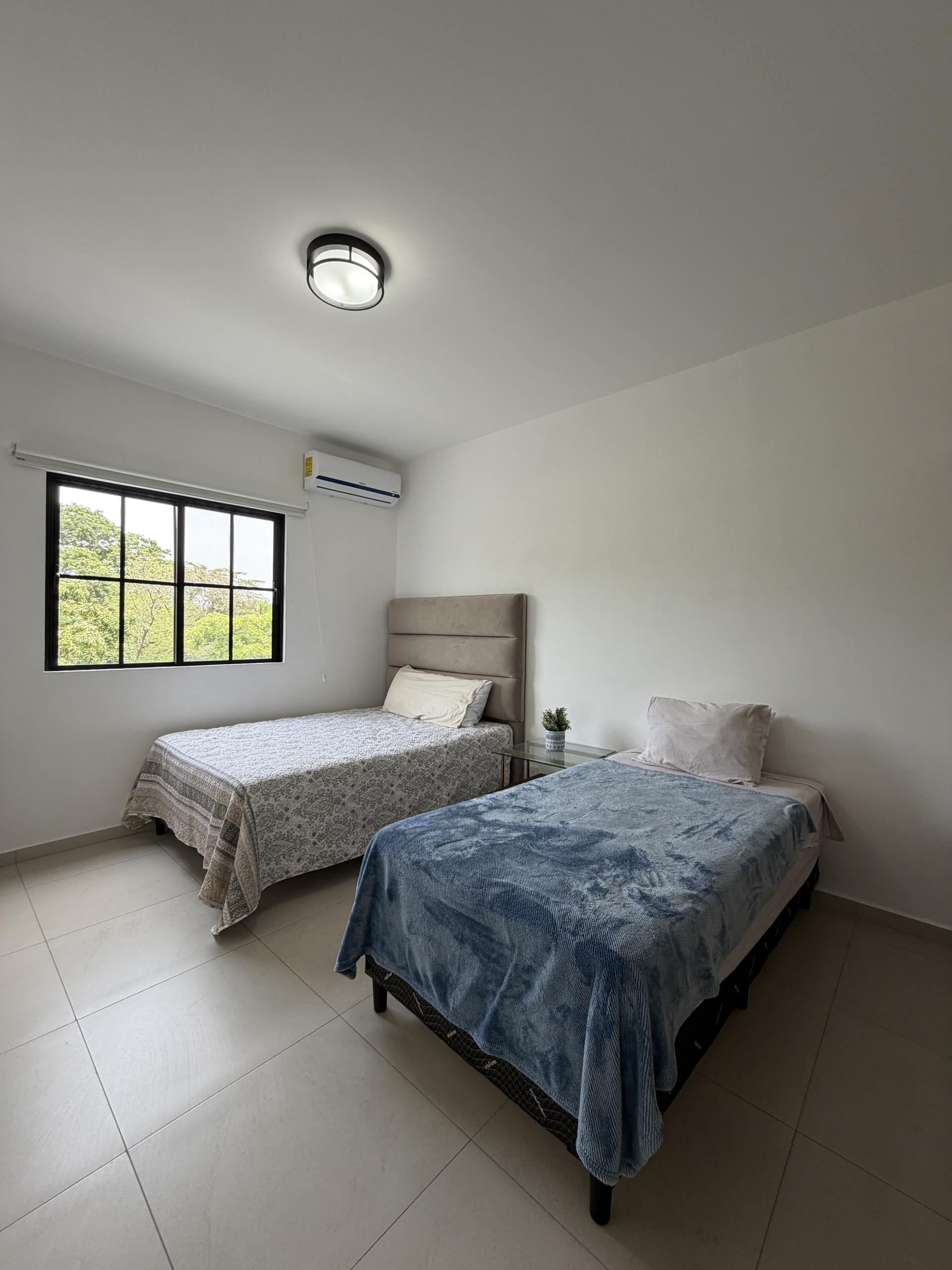 RESIDENCIA AMUEBLADA EN ANTIBES I, COLONIA ESCALÓN, SAN SALVADOR