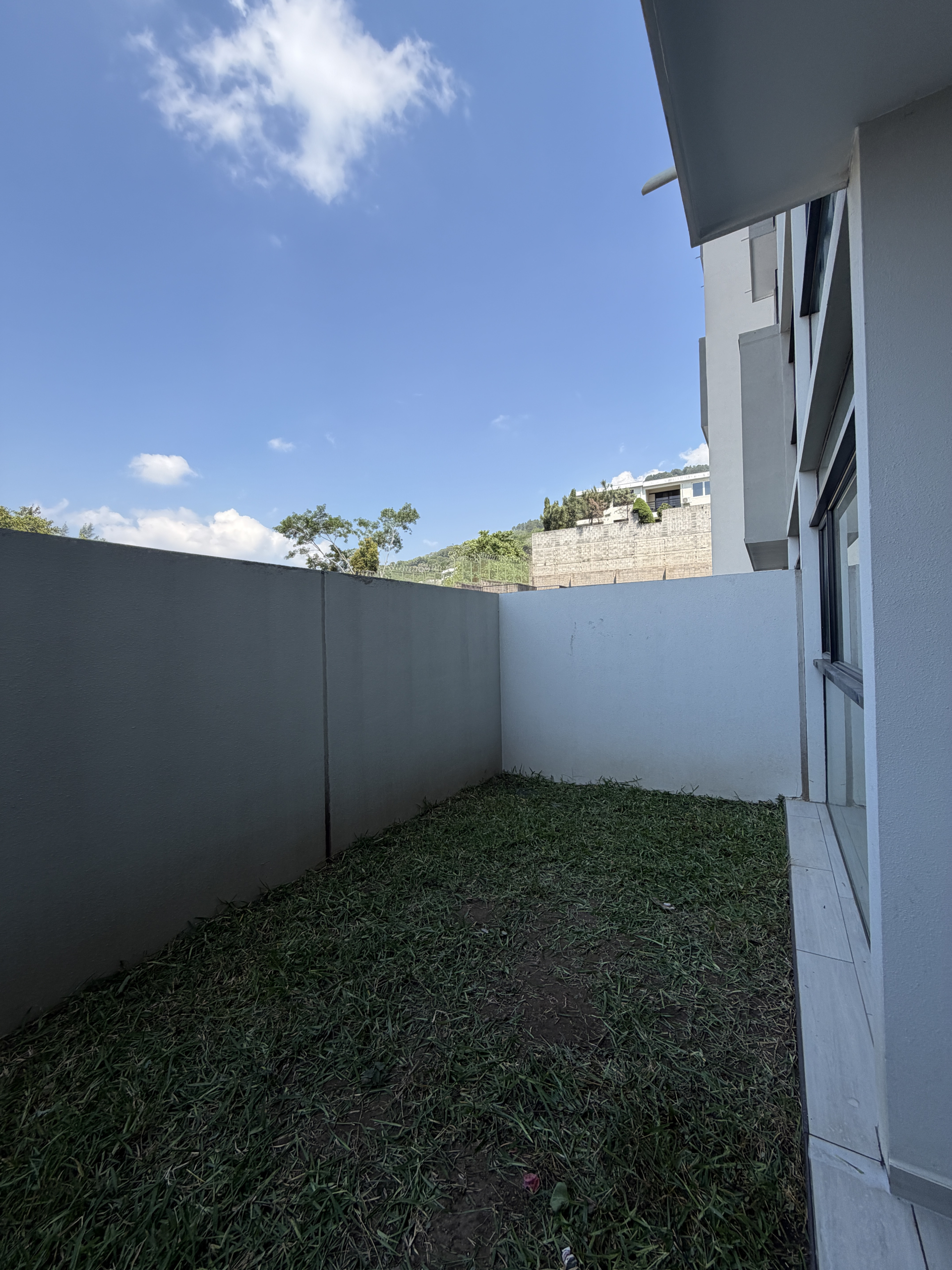 APARTAMENTOS NUEVOS EN CUMBRES DEL ESCALÓN, SAN SALVADOR