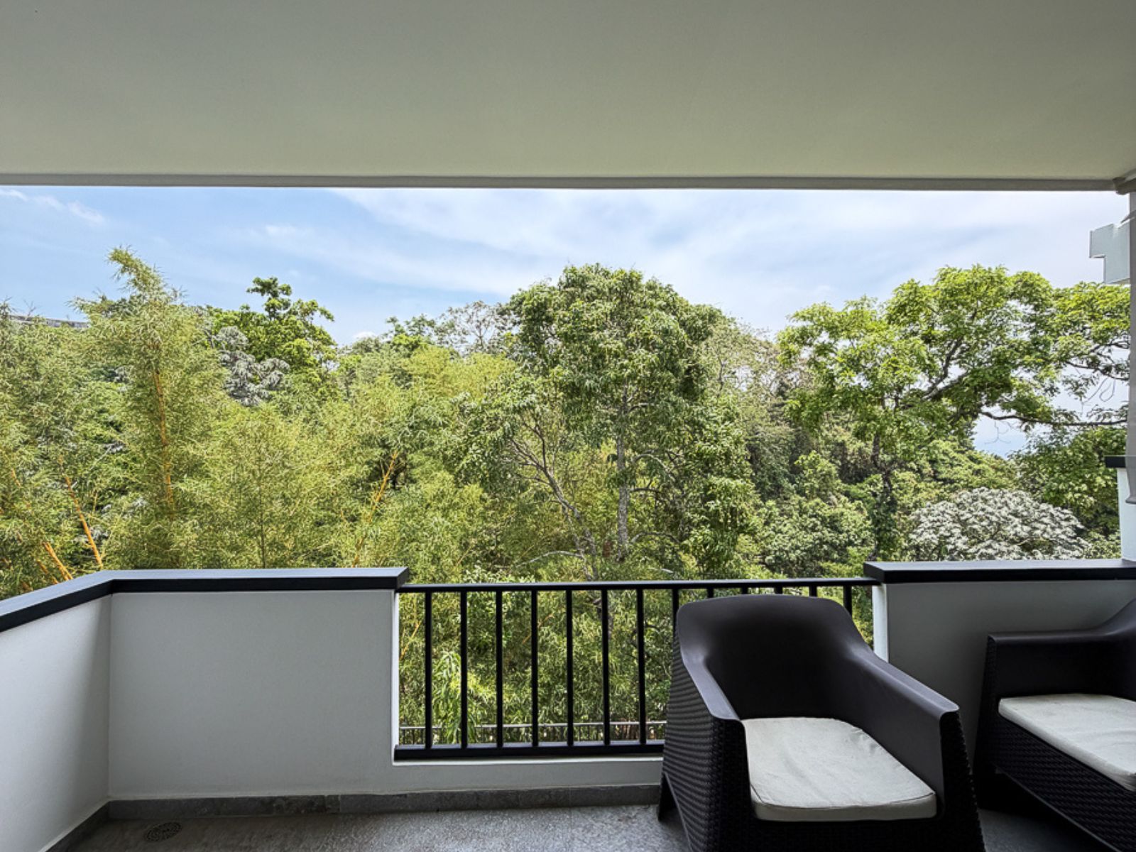 DAR837-8 RESIDENCIA AMUEBLADA EN ANTIBES I, COLONIA ESCALÓN, SAN SALVADOR