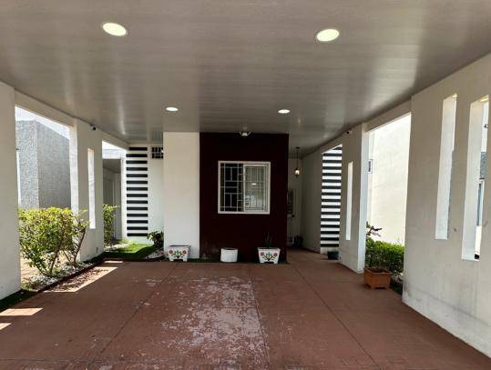 CASA REMODELADA EN CIUDAD MARSELLA Q2 -MODELO DELUXE CON TERRENO EXTENDIDO Y TERRAZA, LA LIBERTAD