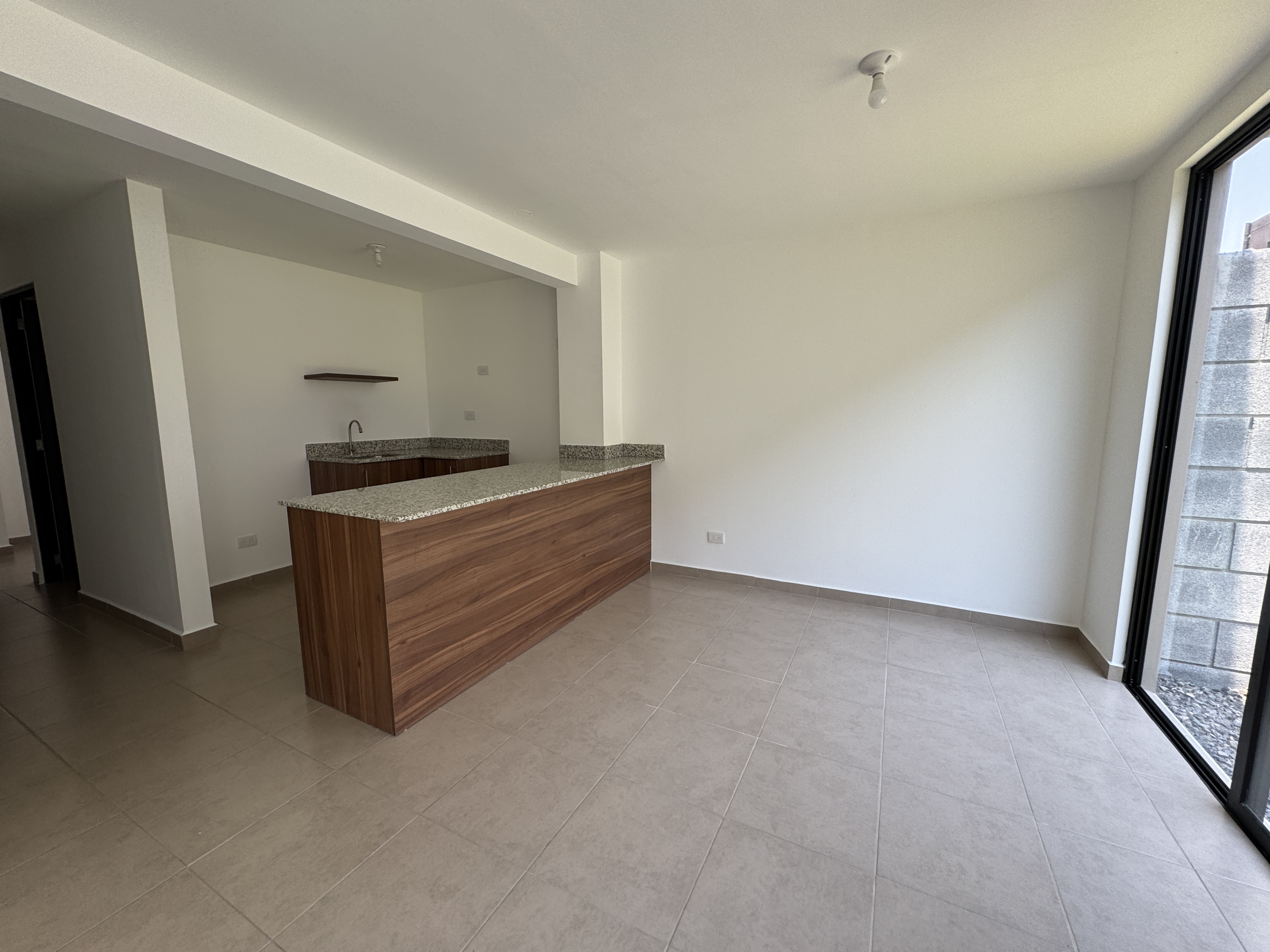 CASA EN PORTAL VALTERRA, VALLE DULCE, APOPA, SAN SALVADOR