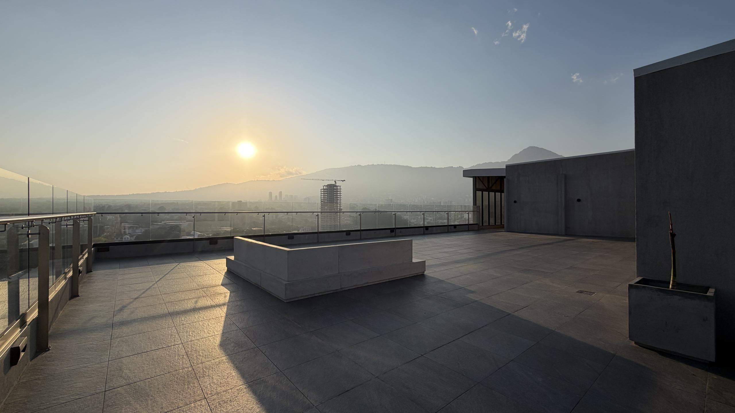 APARTAMENTO CON LÍNEA BLANCA EN ALQUILER EN TORRE ART HAUS, SAN BENITO, SAN SALVADOR