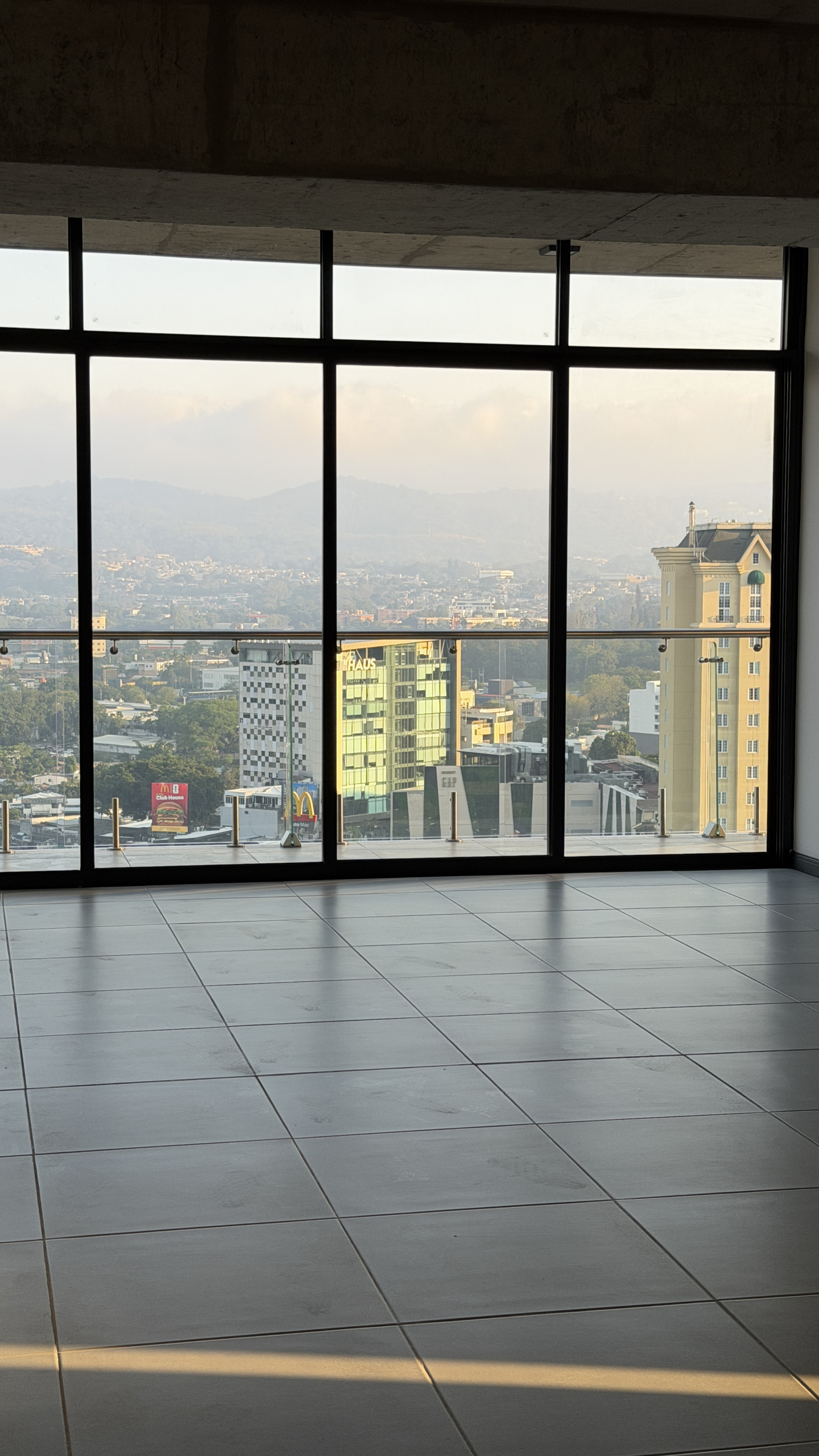 APARTAMENTO CON LÍNEA BLANCA EN ALQUILER EN TORRE ART HAUS, SAN BENITO, SAN SALVADOR