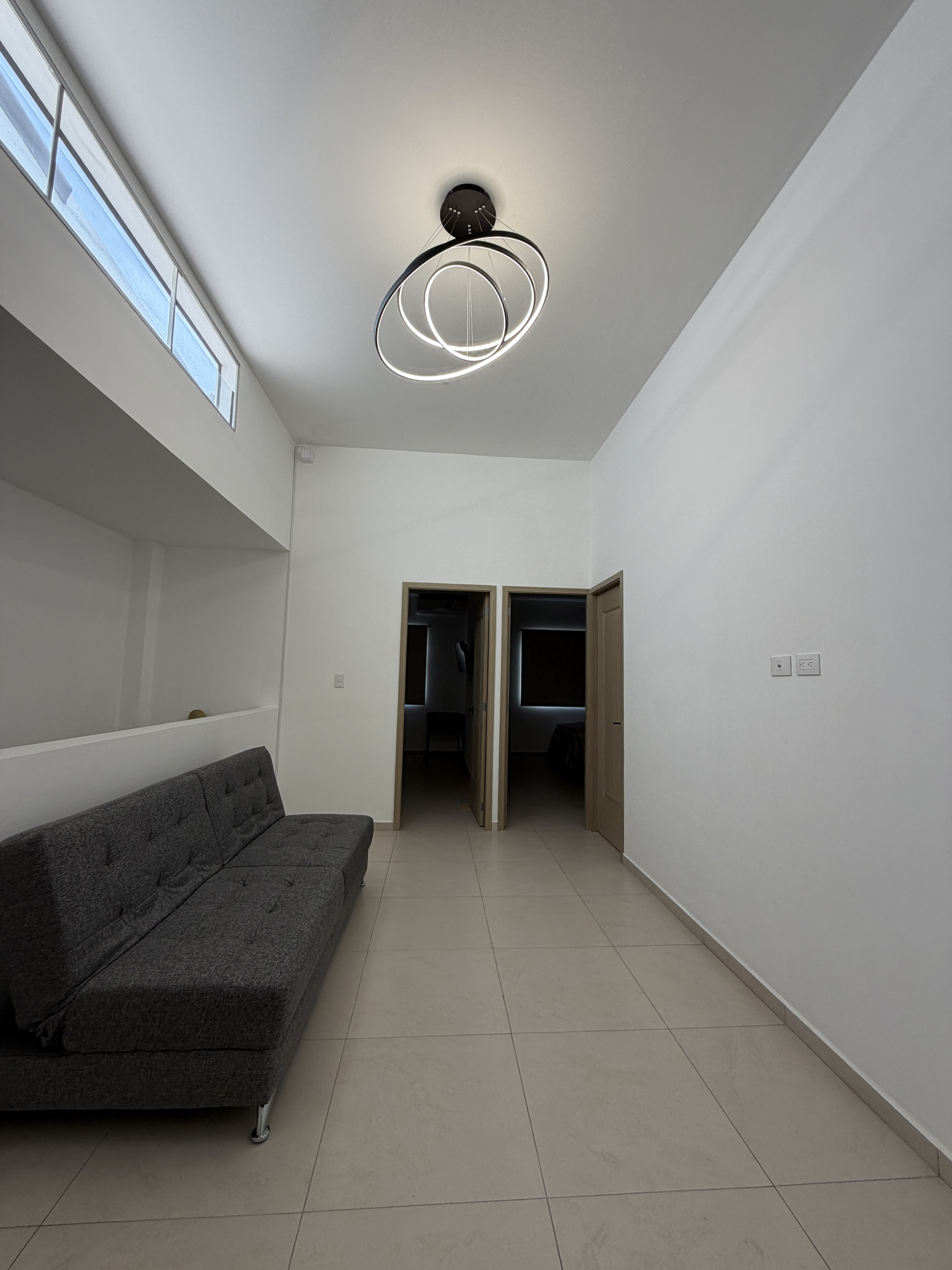 RESIDENCIA AMUEBLADA EN ANTIBES I, COLONIA ESCALÓN, SAN SALVADOR