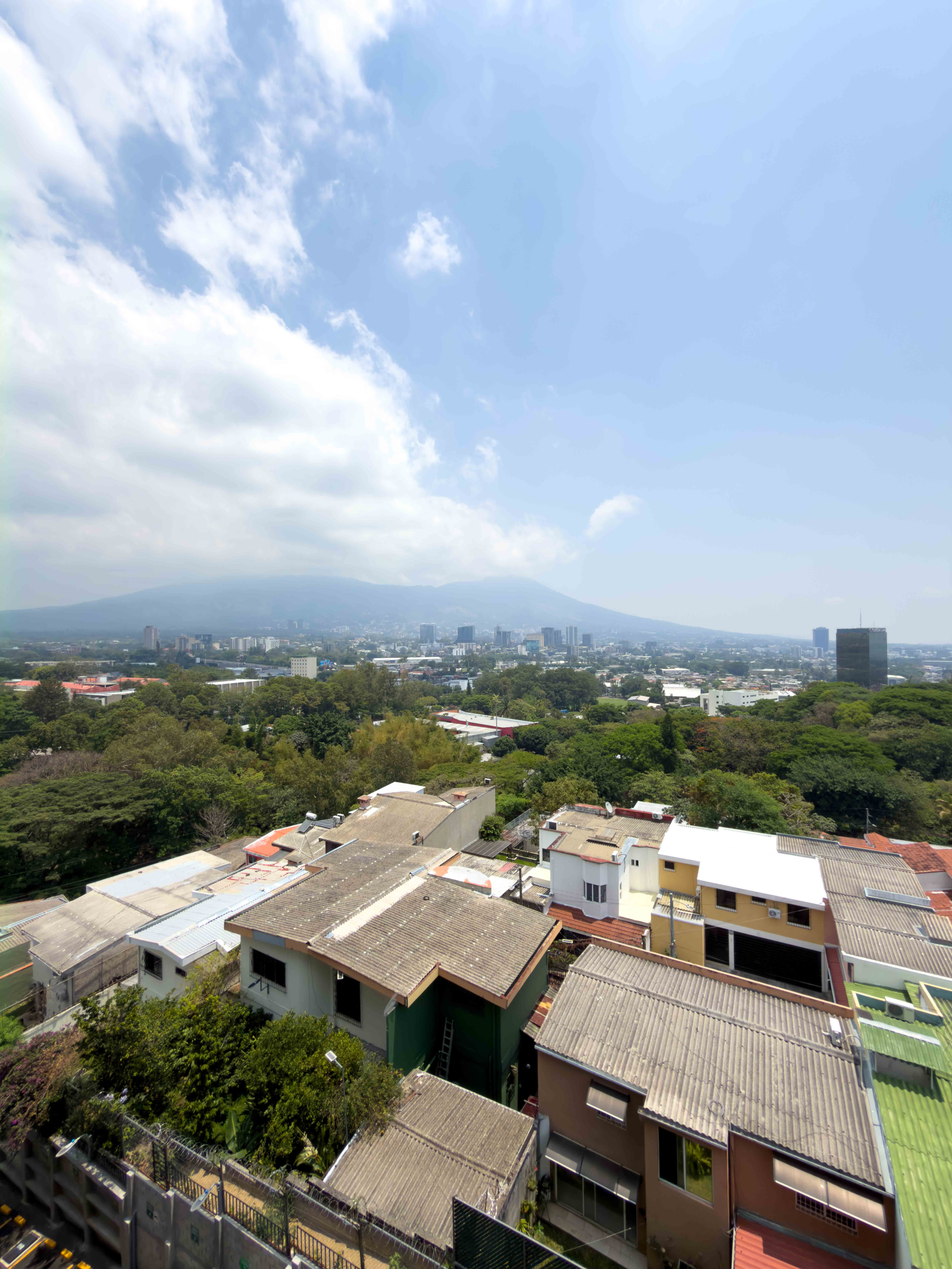 APARTAMENTO EN TORRE MALLORCA, LOMAS DE SAN FRANCISCO, SAN SALVADOR