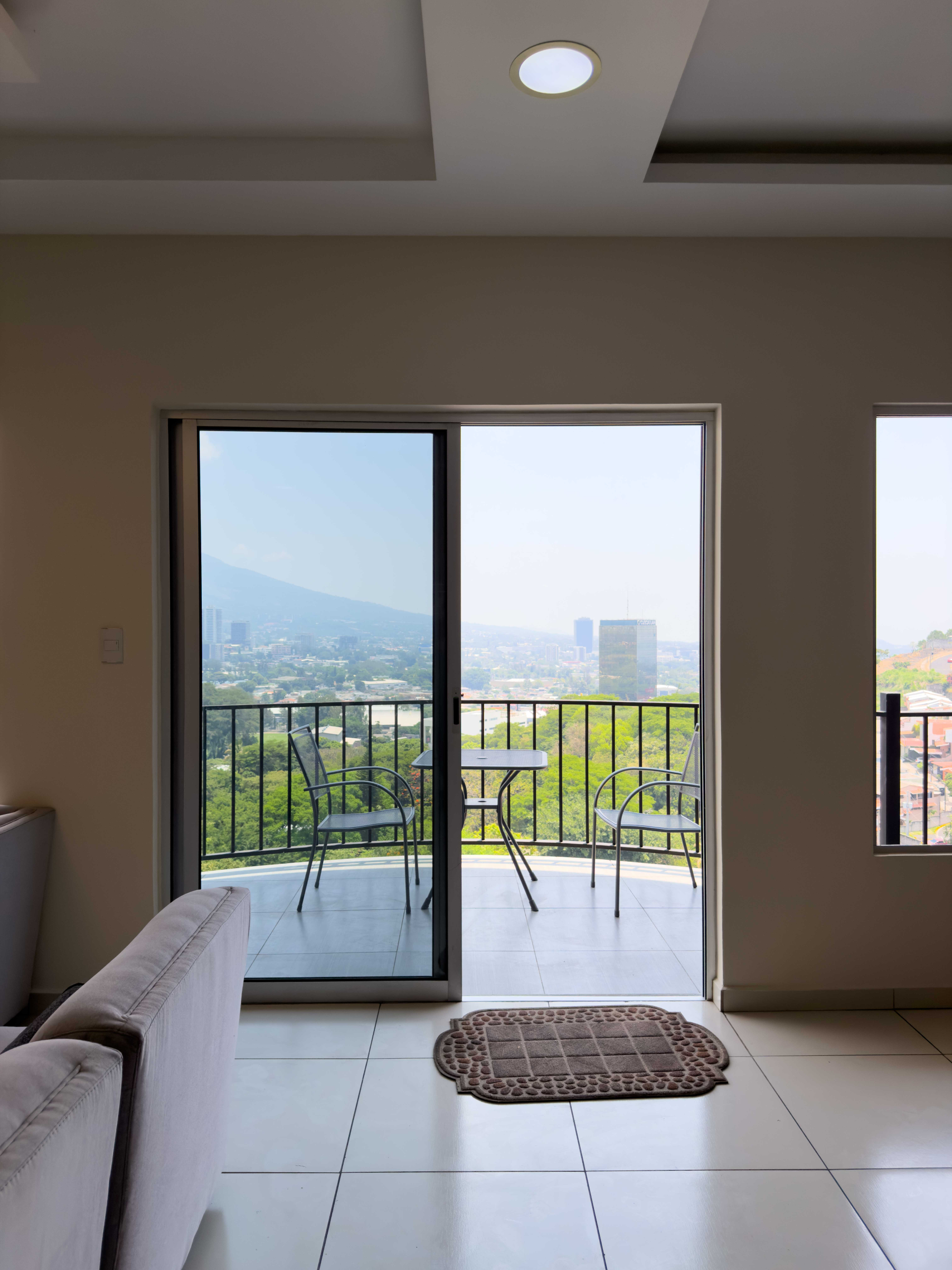 APARTAMENTO EN TORRE MALLORCA, LOMAS DE SAN FRANCISCO, SAN SALVADOR