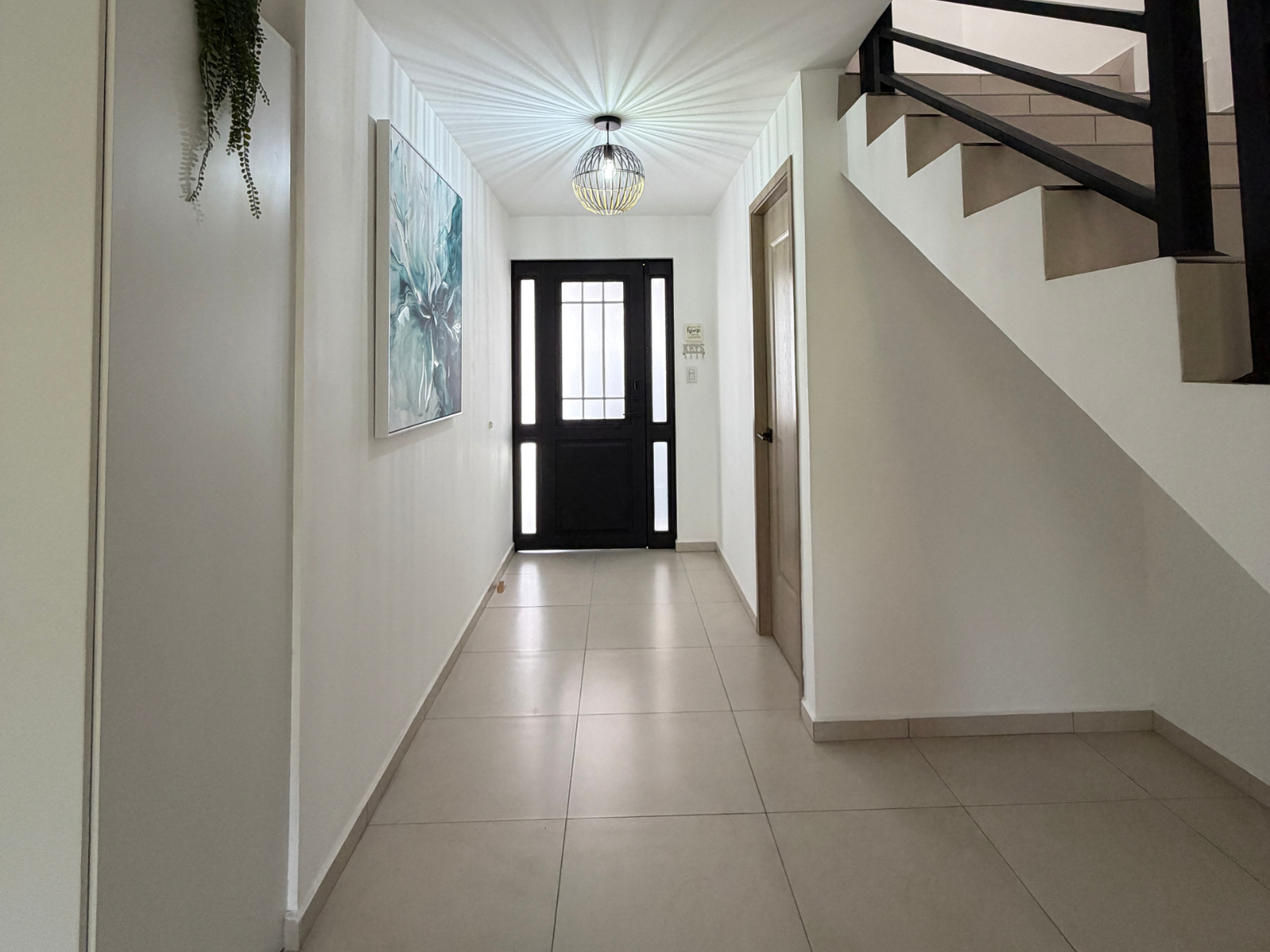 DR853-15 RESIDENCIA AMUEBLADA EN ANTIBES l, COLONIA ESCALON, SAN SALVADOR