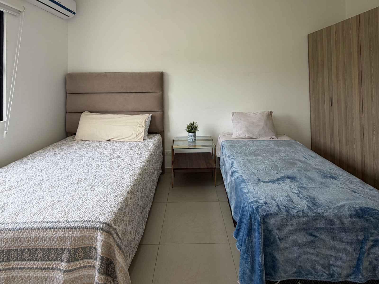 DR853-24 RESIDENCIA AMUEBLADA EN ANTIBES l, COLONIA ESCALON, SAN SALVADOR
