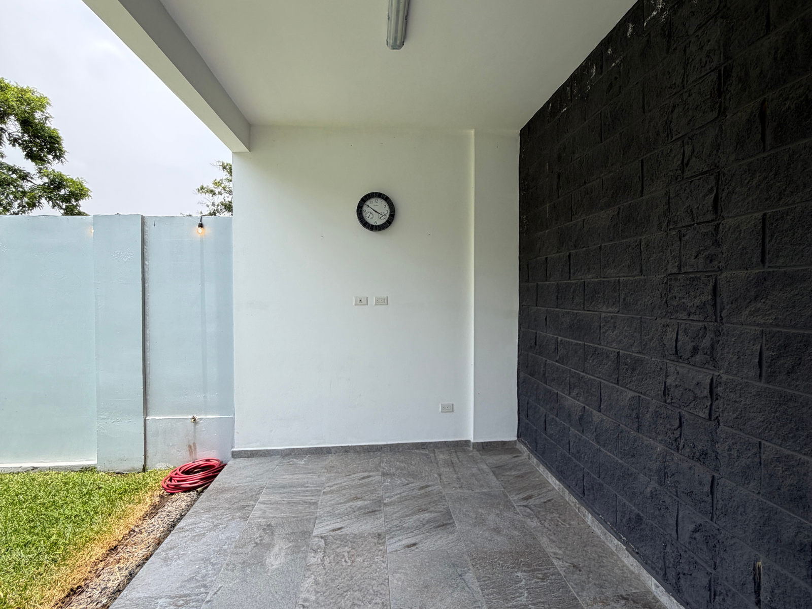 DR853-30 RESIDENCIA AMUEBLADA EN ANTIBES l, COLONIA ESCALON, SAN SALVADOR