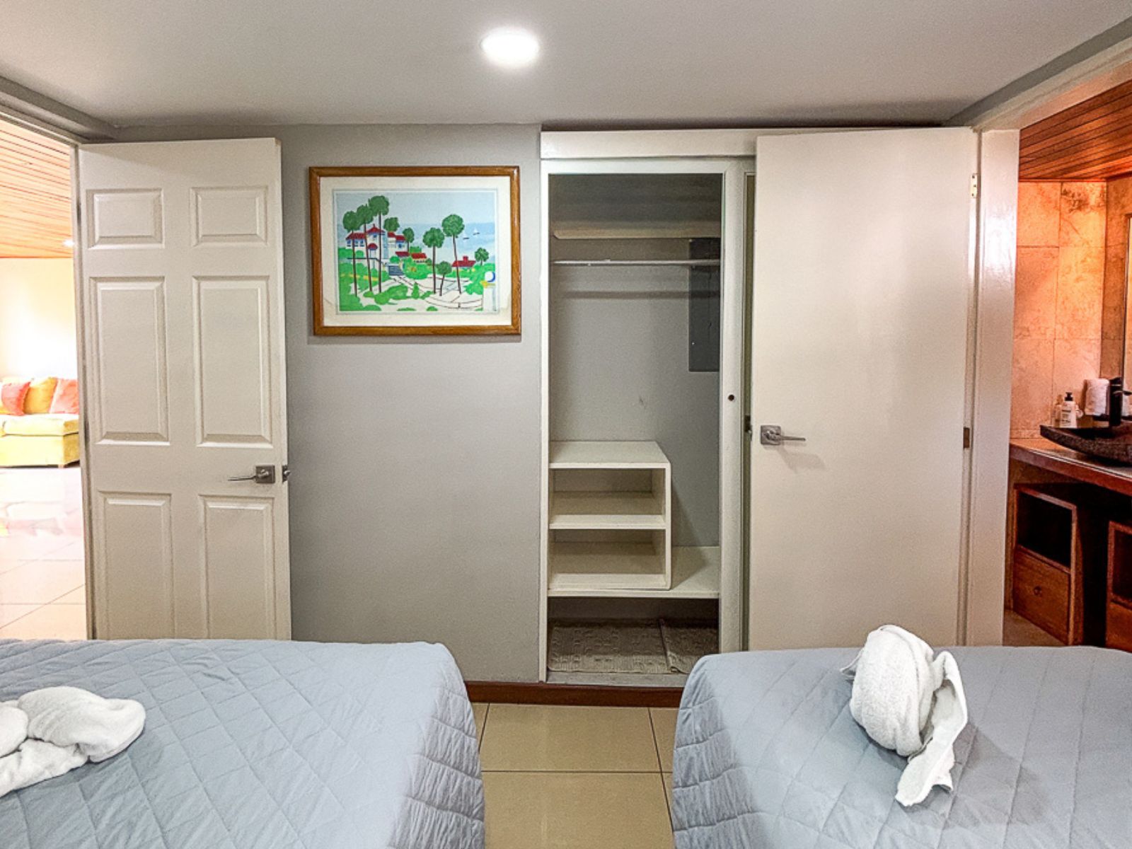 DA848-8 CONDOMINIO EN SUITES JALTEPEQUE, LA COSTA DEL SOL, LA PAZ