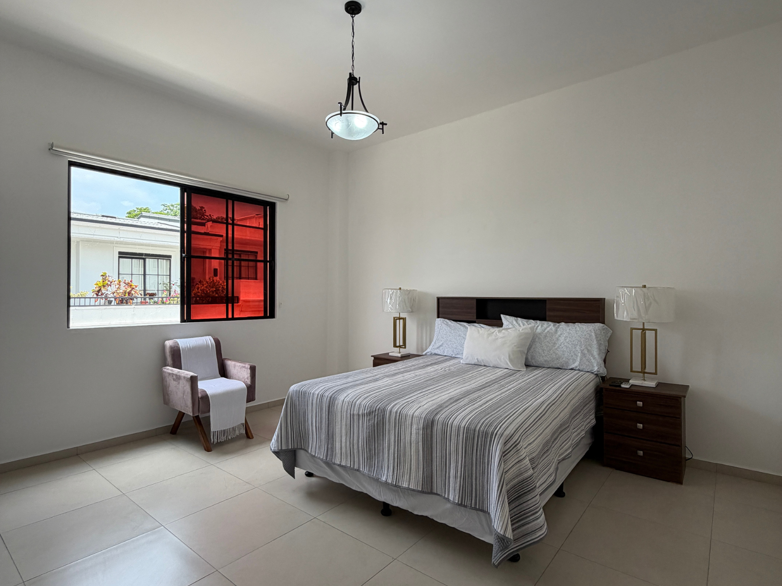 DR853-6 RESIDENCIA AMUEBLADA EN ANTIBES l, COLONIA ESCALON, SAN SALVADOR