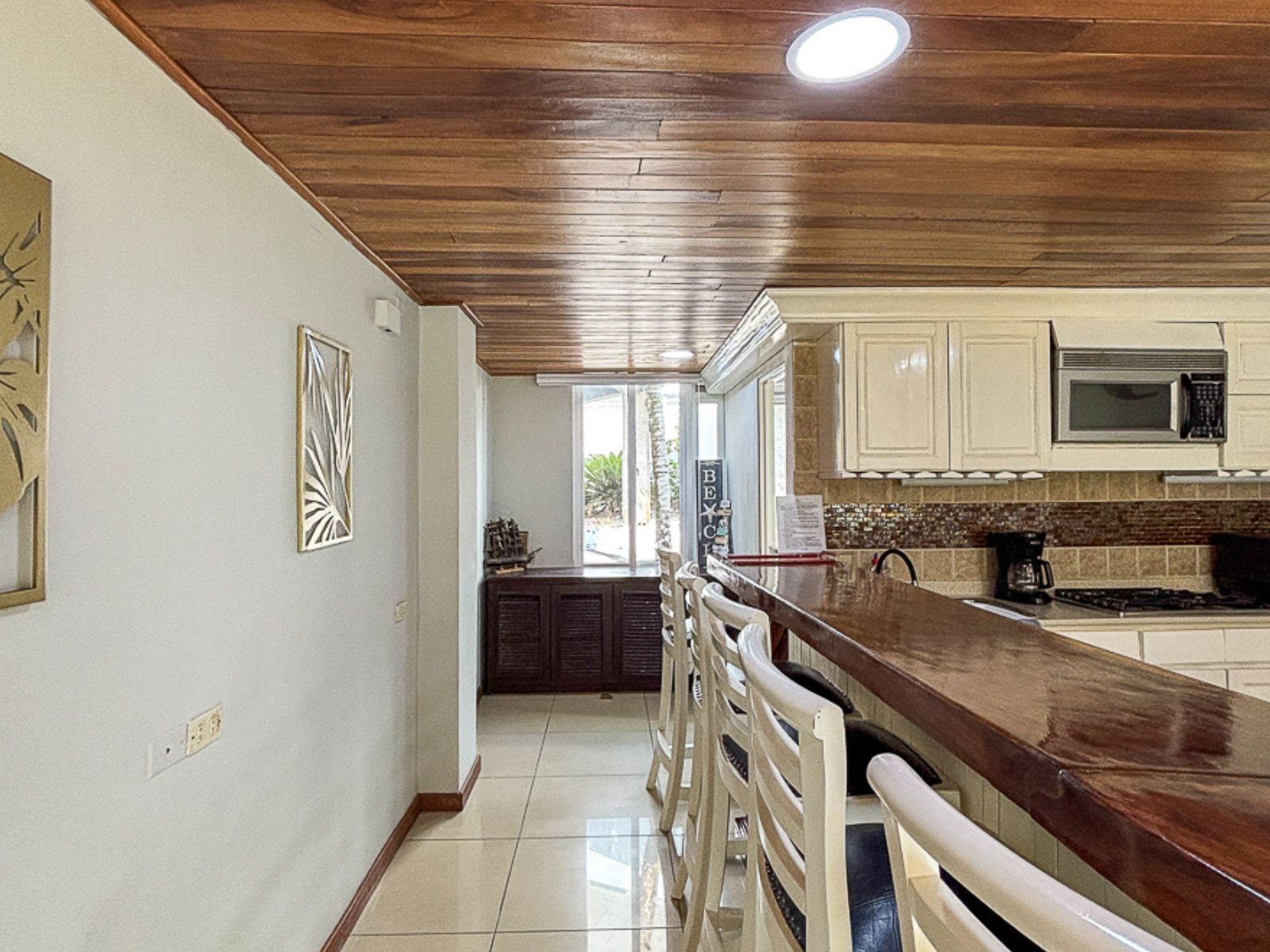 DA848-4 CONDOMINIO EN SUITES JALTEPEQUE, LA COSTA DEL SOL, LA PAZ