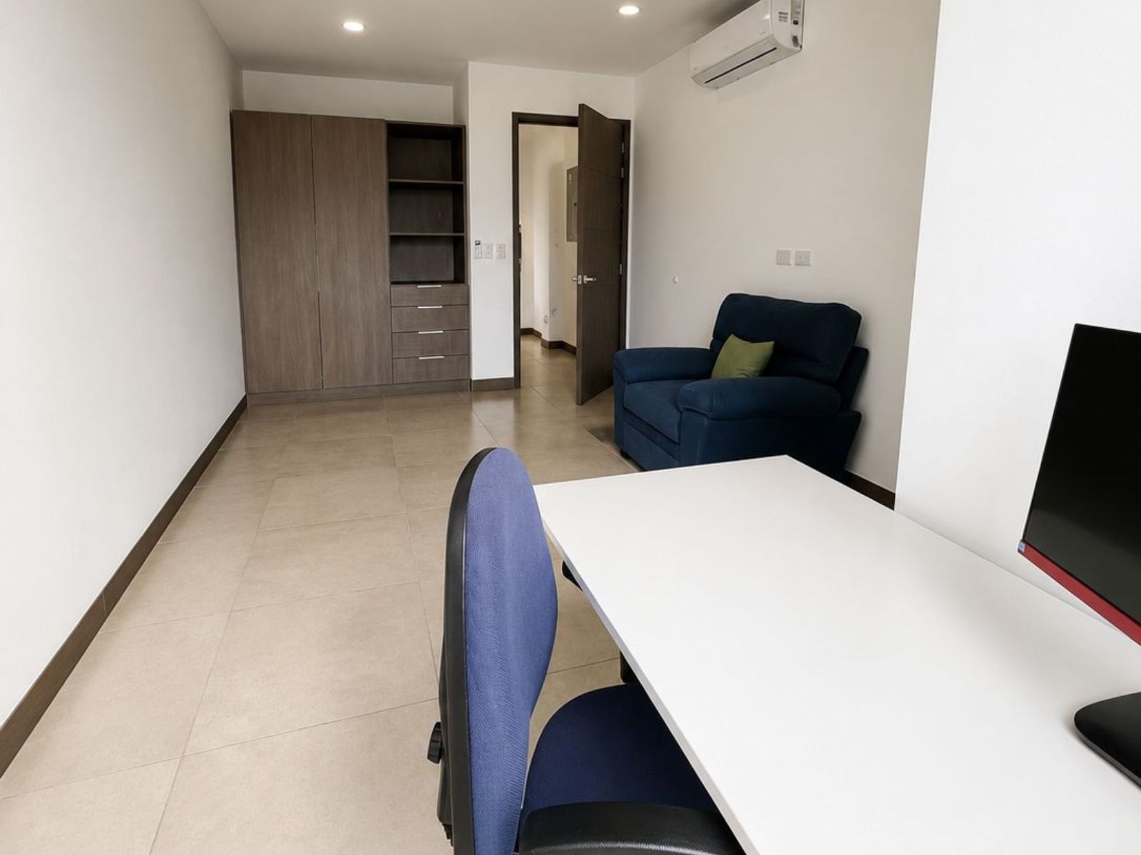 DAA857-30 APARTAMENTO EN PUERTA DEL ALMA lll, ANTIGUO CUSCATLAN, LA LIBERTAD