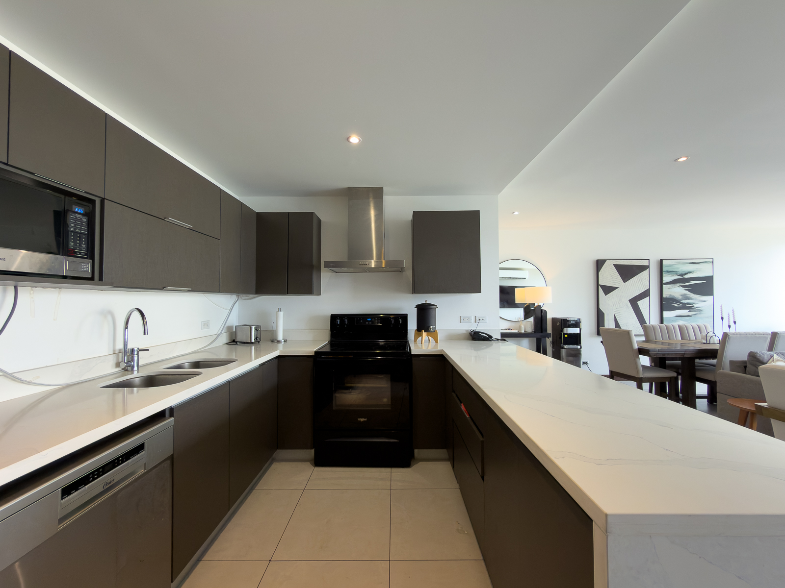 46 APARTAMENTO FULL AMUEBLADO EN CASA 159, SAN BENITO