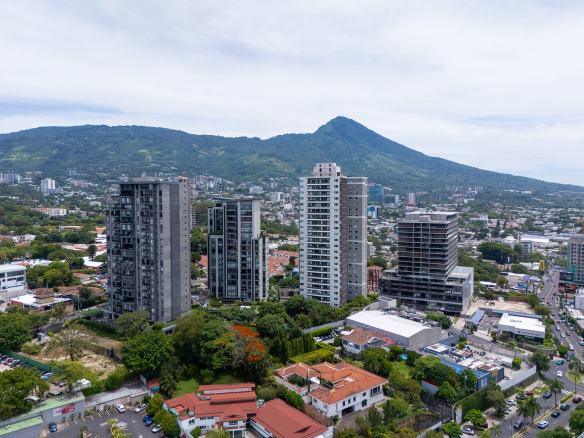 APARTAMENTO FULL  AMUEBLADO EN CASA 159, SAN BENITO